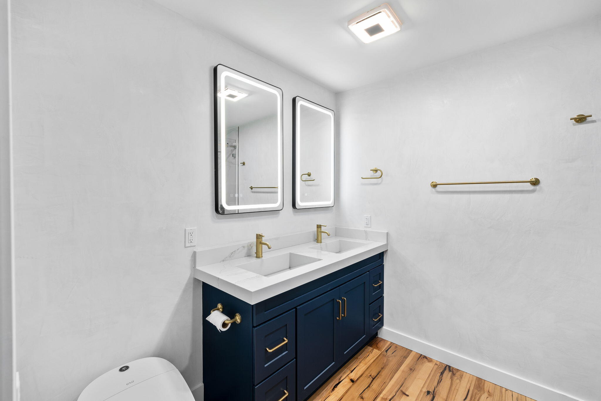 RAMSGATE HARBOUR PH 3 CONDO - Residential