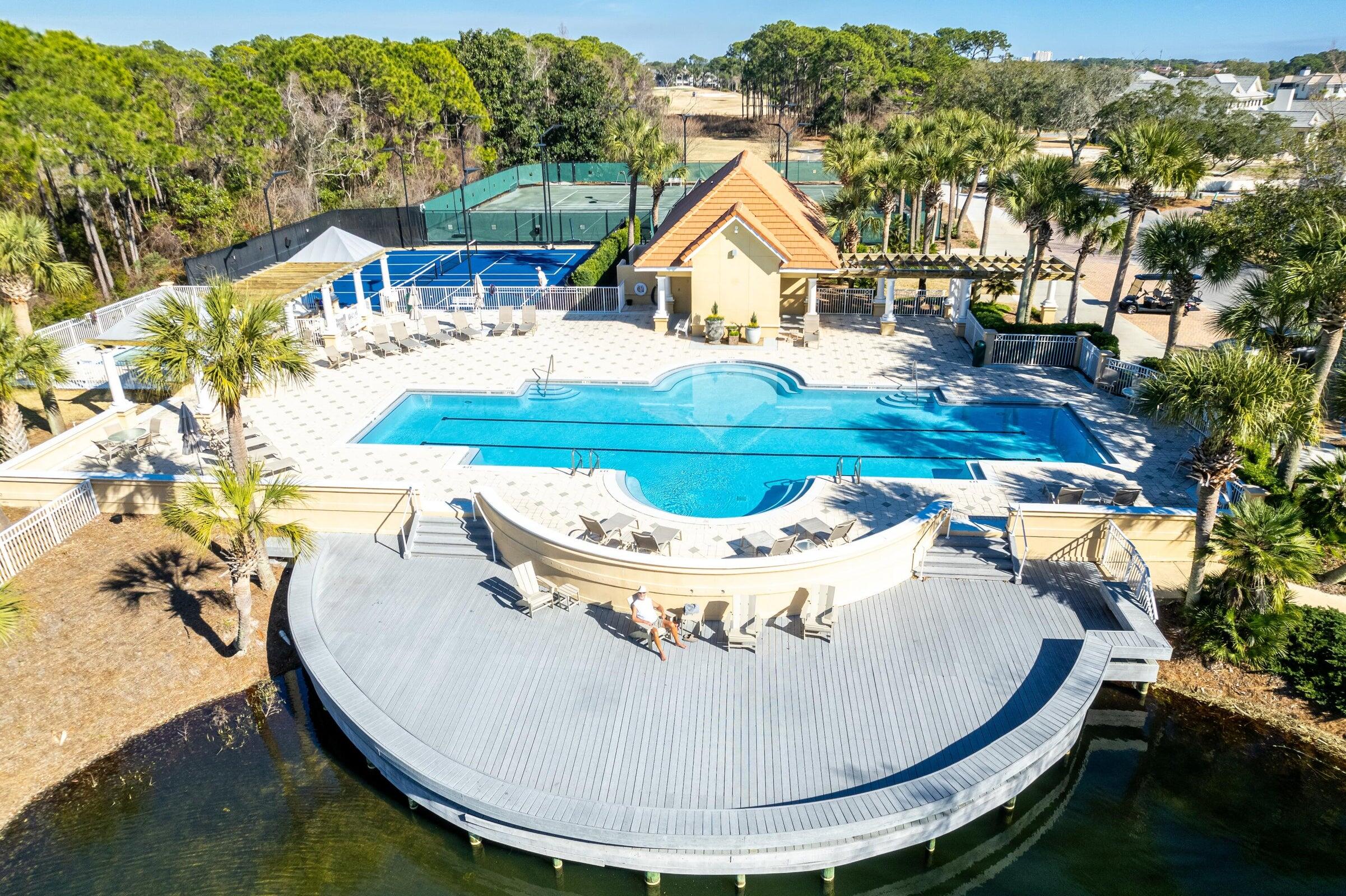 REGATTA BAY PH 1 - Residential
