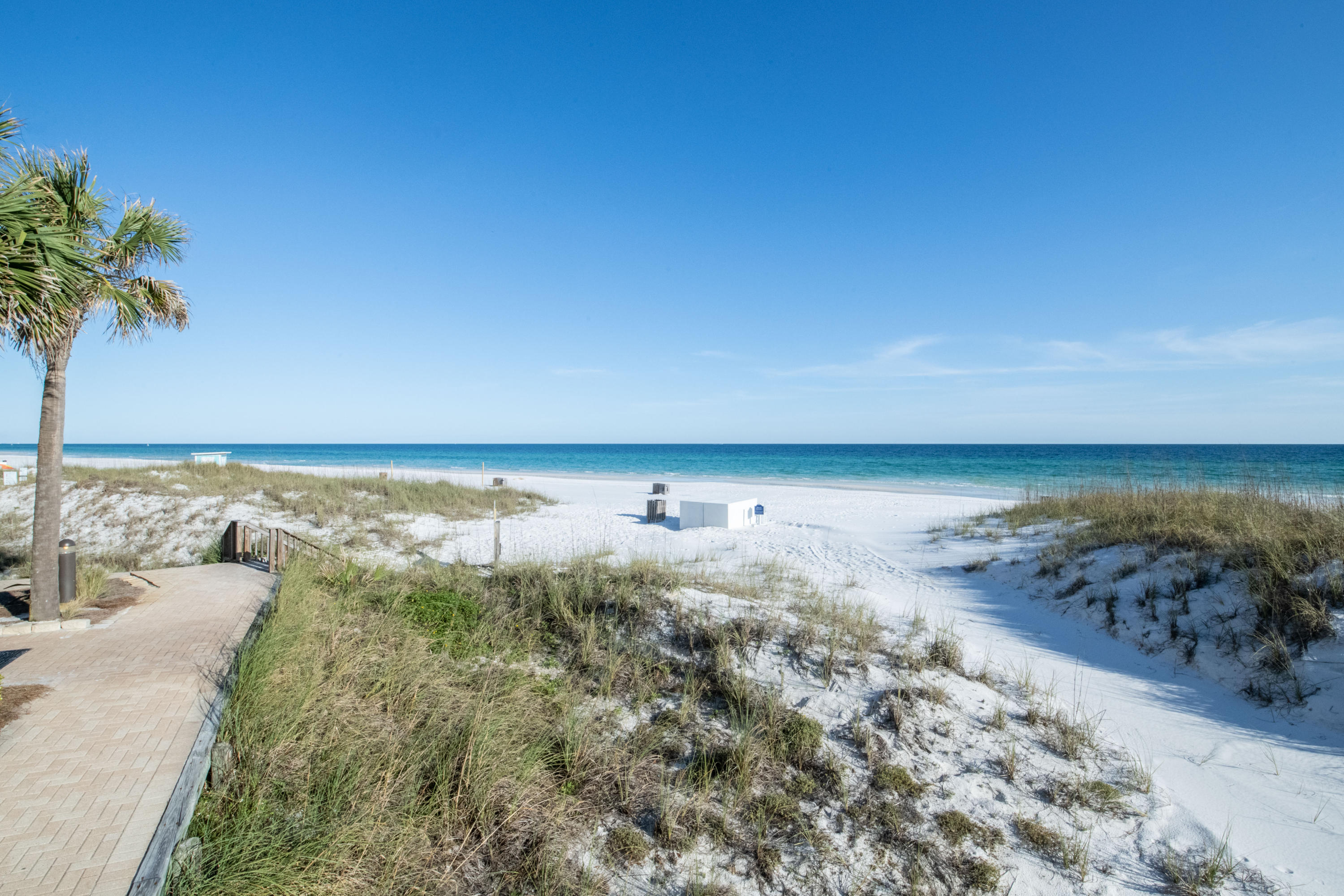 SILVER DUNES CONDO - Residential