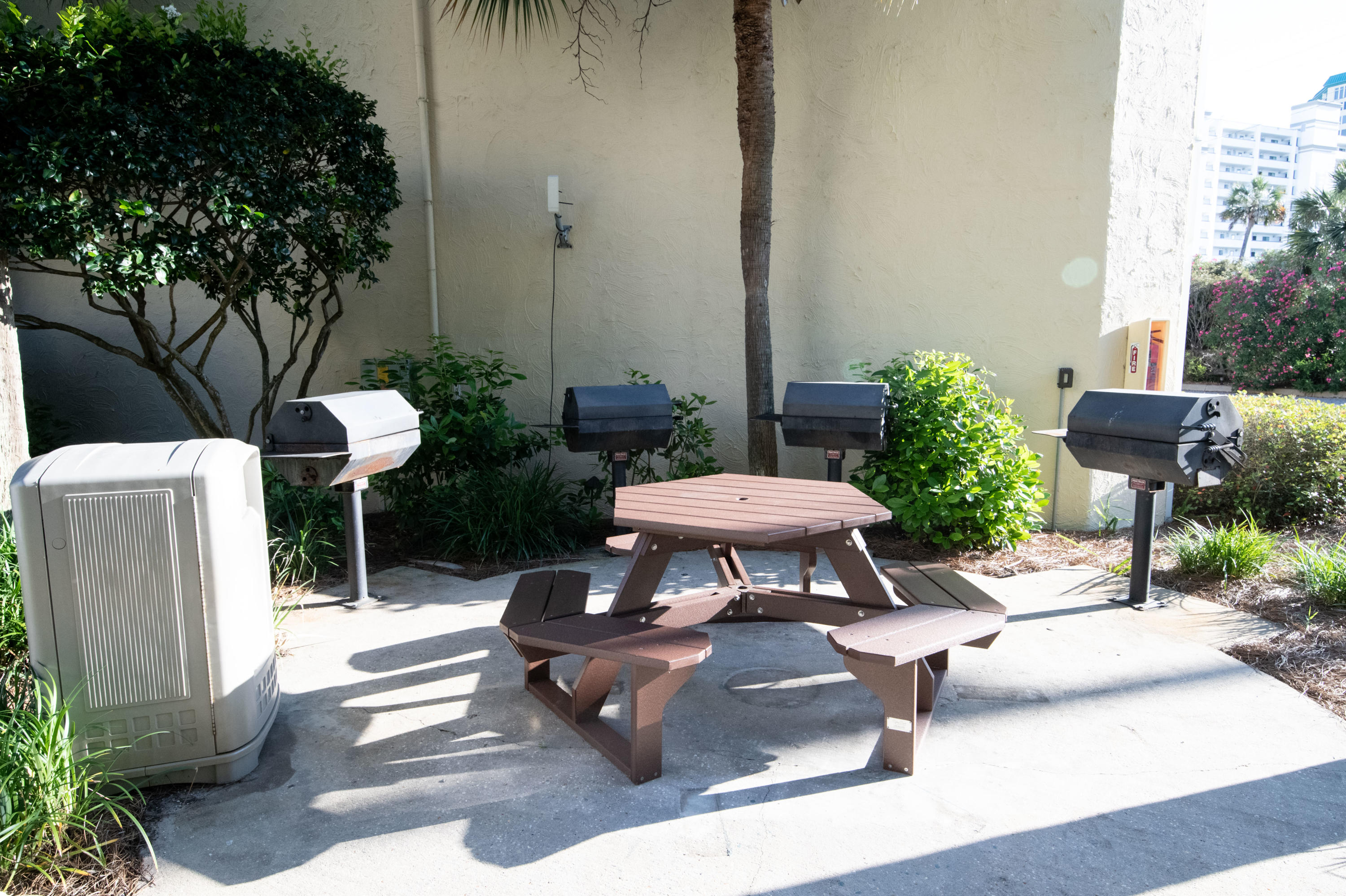 SILVER DUNES CONDO - Residential