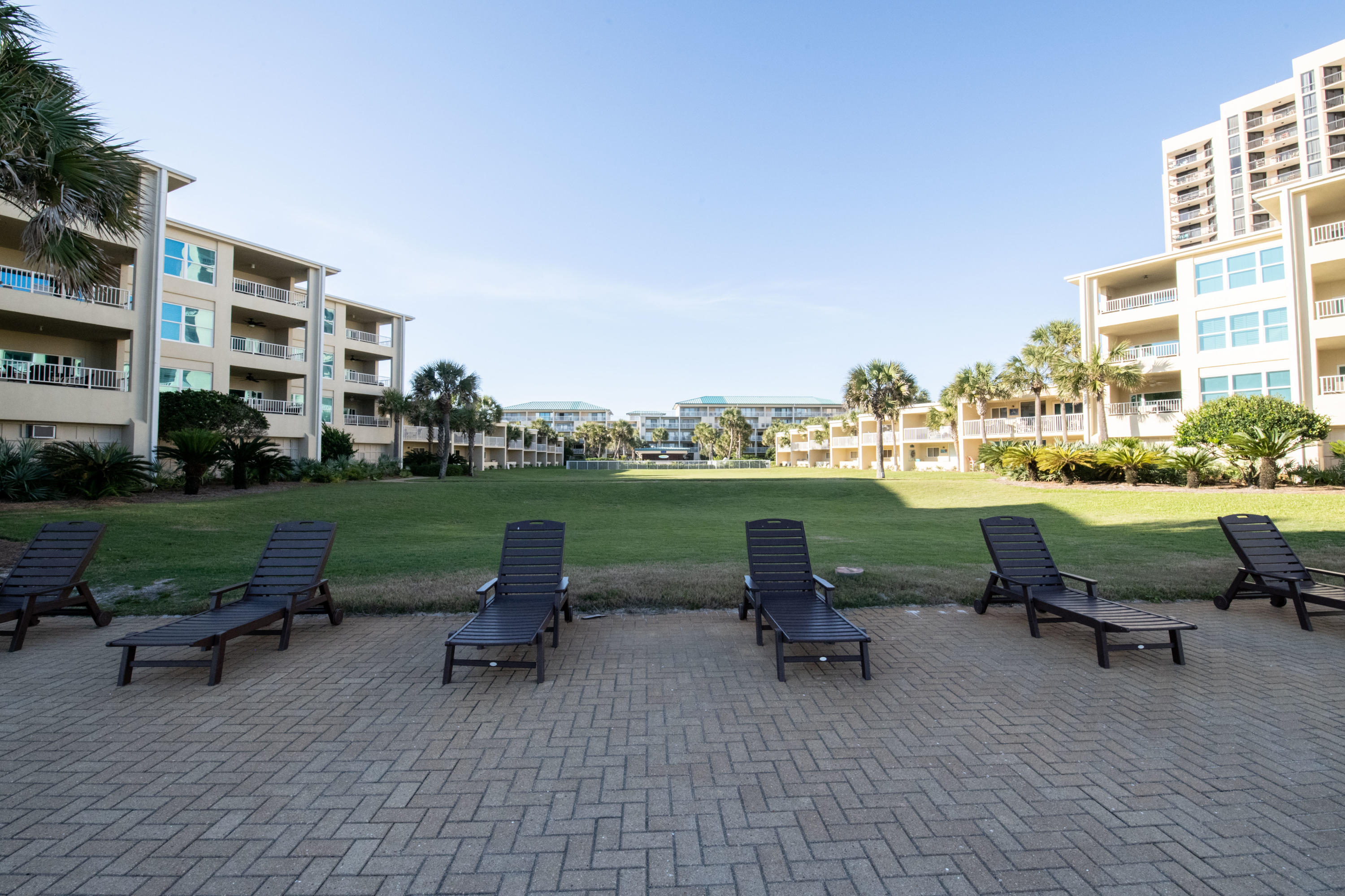 SILVER DUNES CONDO - Residential