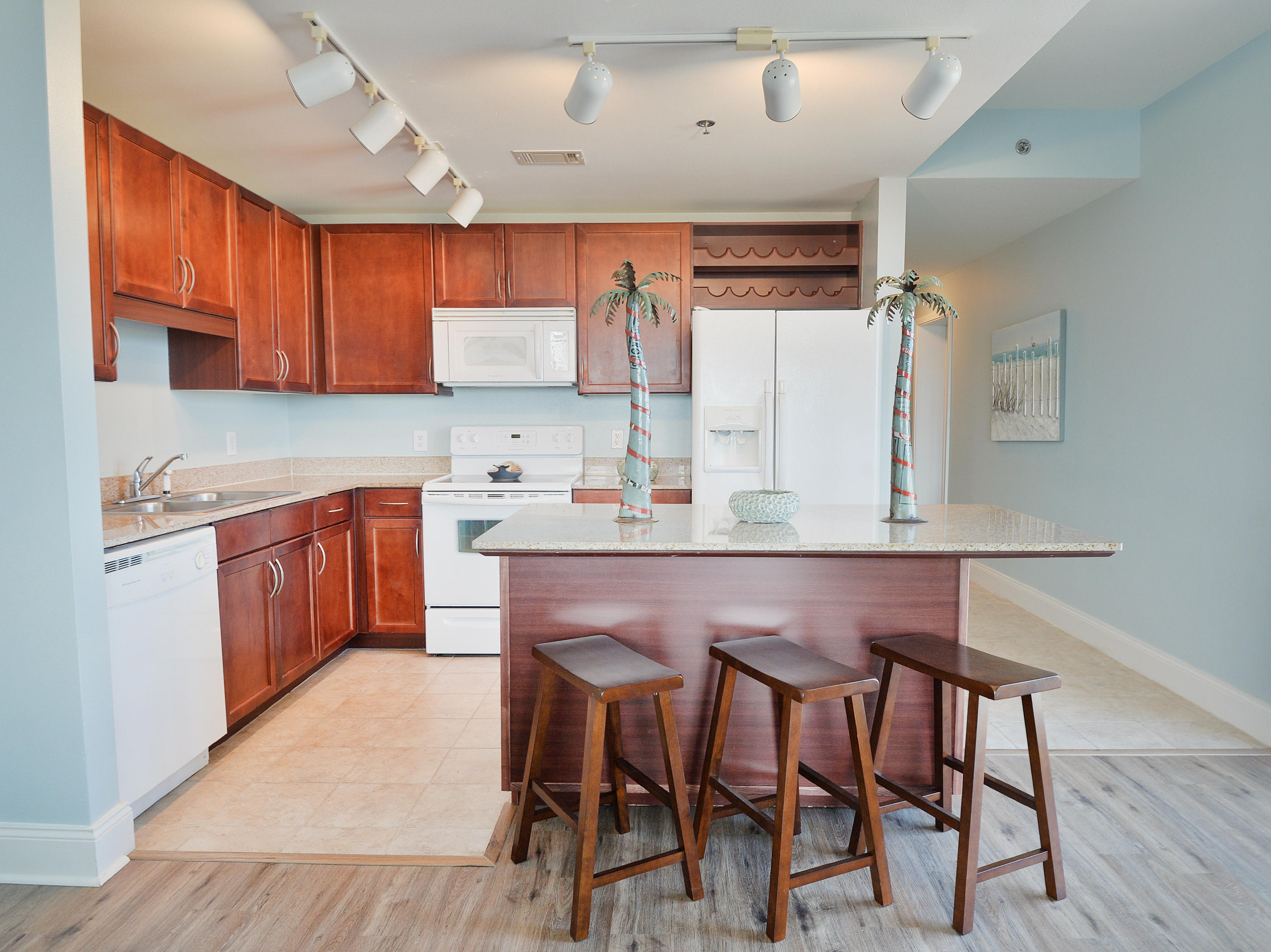 Laketown Wharf - Residential