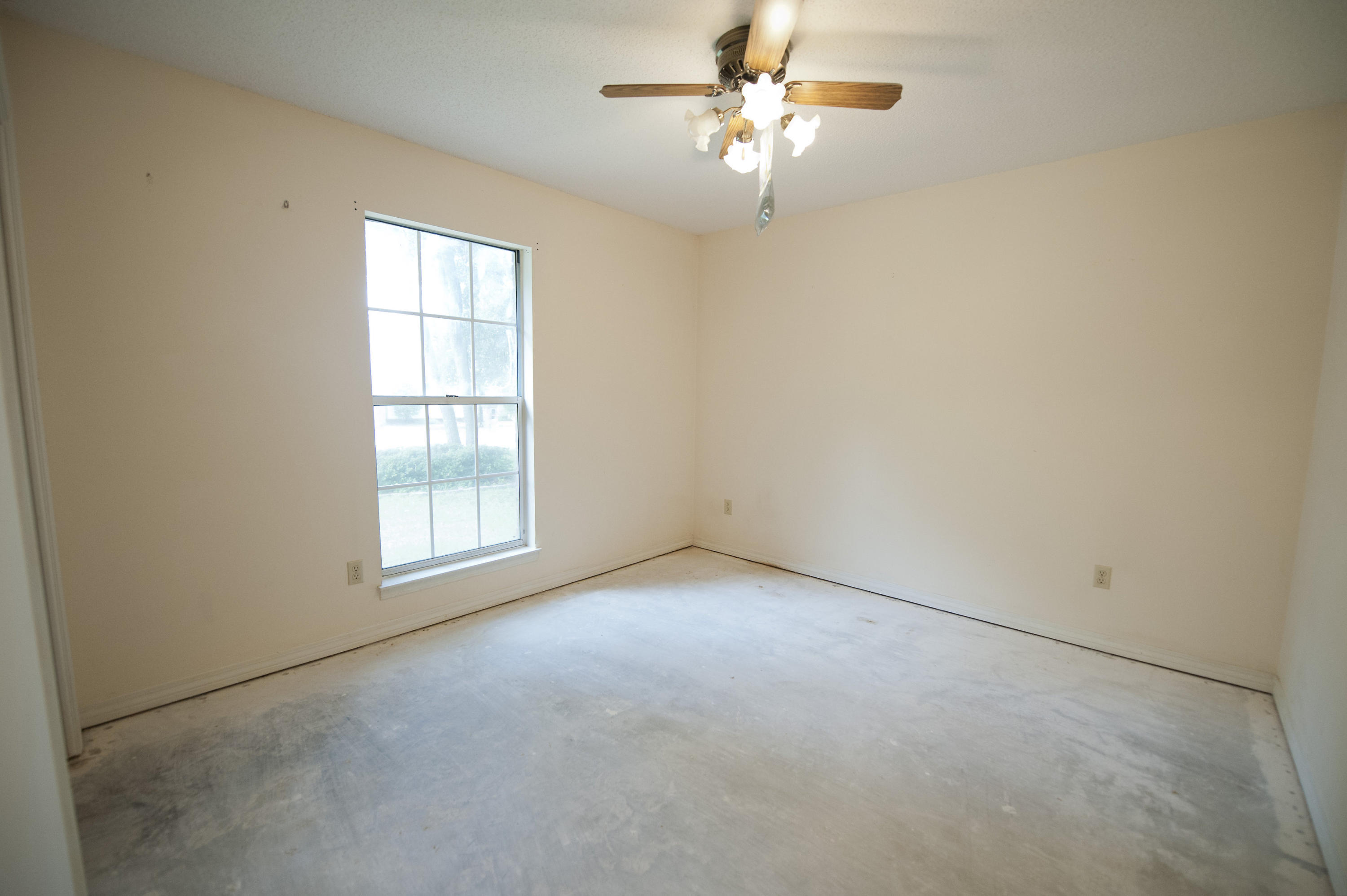 SAVANNAH OAKS - Residential