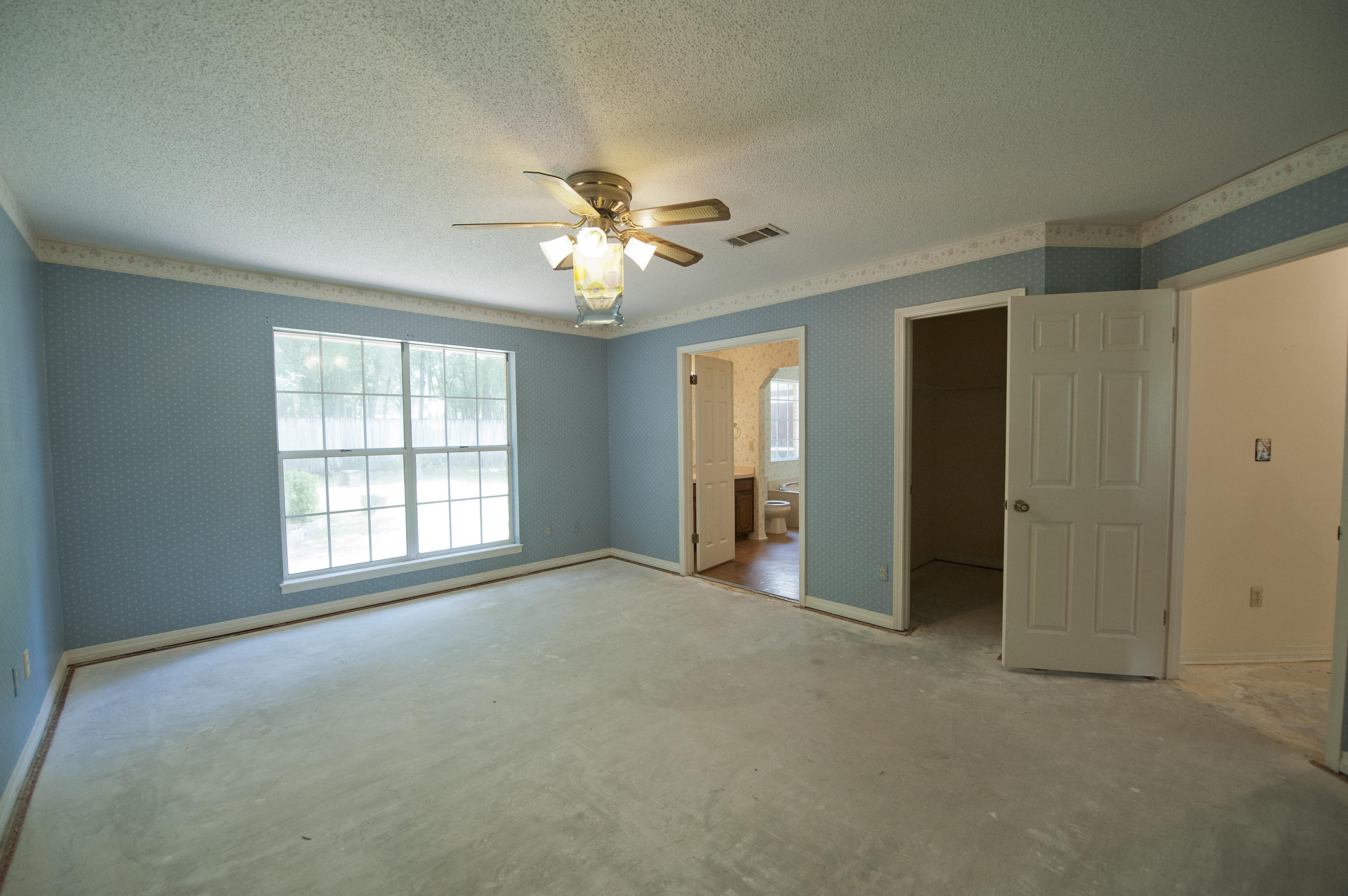 SAVANNAH OAKS - Residential