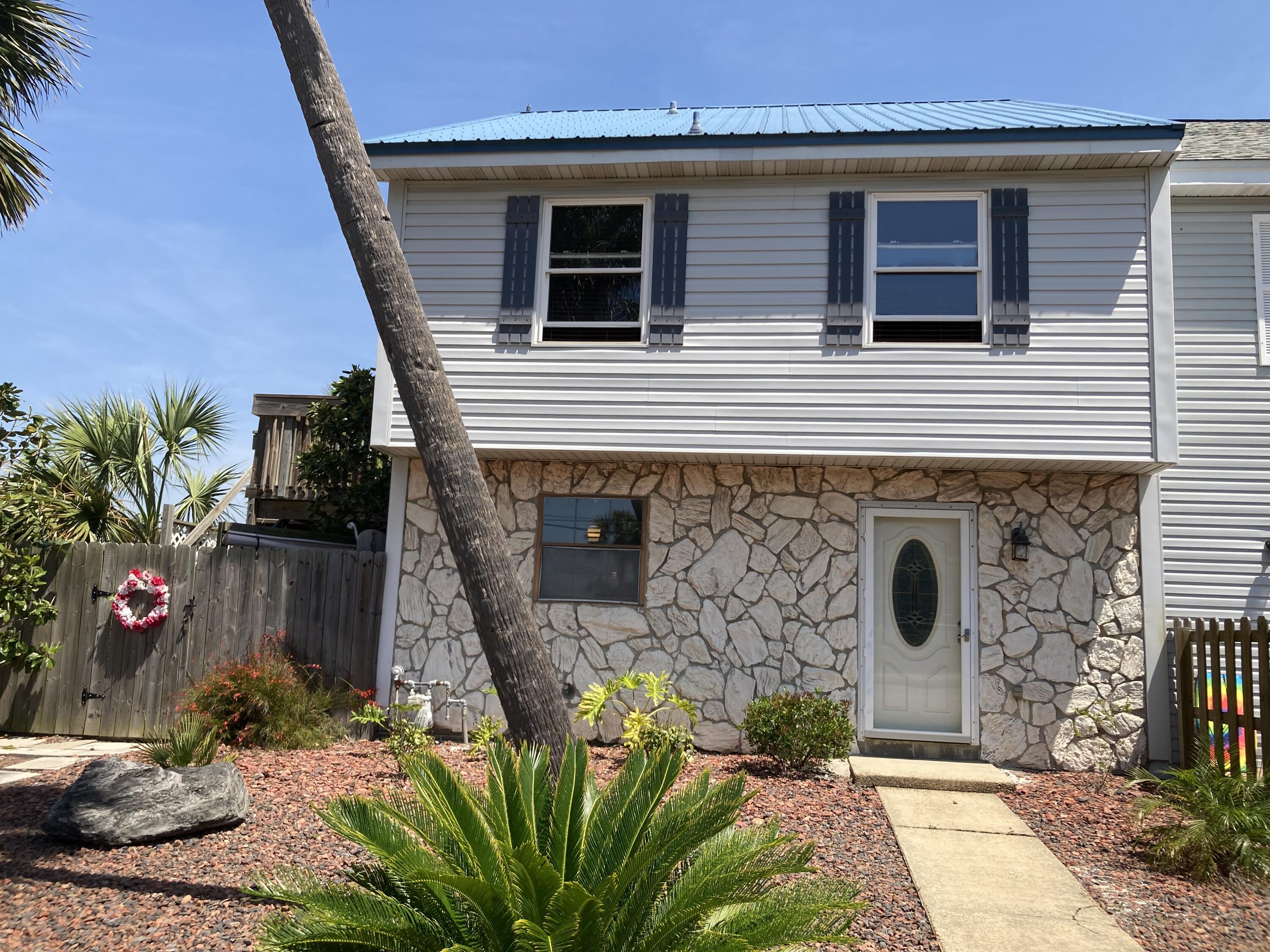 SANTA ROSA ISLAND BEG SW COR LOT 98 BLK 3 E37.41 FT N132.5 FT W37.41 FT 5132.5 FT TO BEG UNIT 8 - Residential