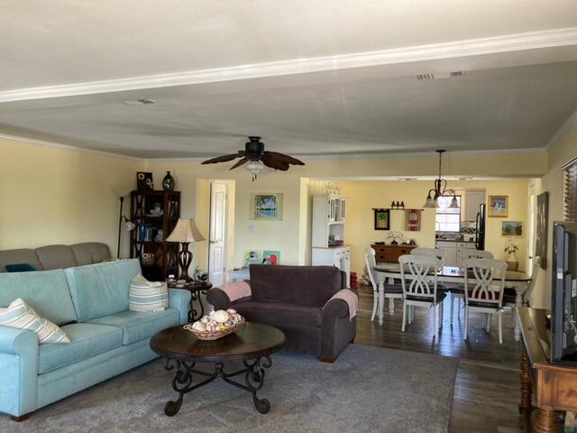 SANTA ROSA ISLAND BEG SW COR LOT 98 BLK 3 E37.41 FT N132.5 FT W37.41 FT 5132.5 FT TO BEG UNIT 8 - Residential