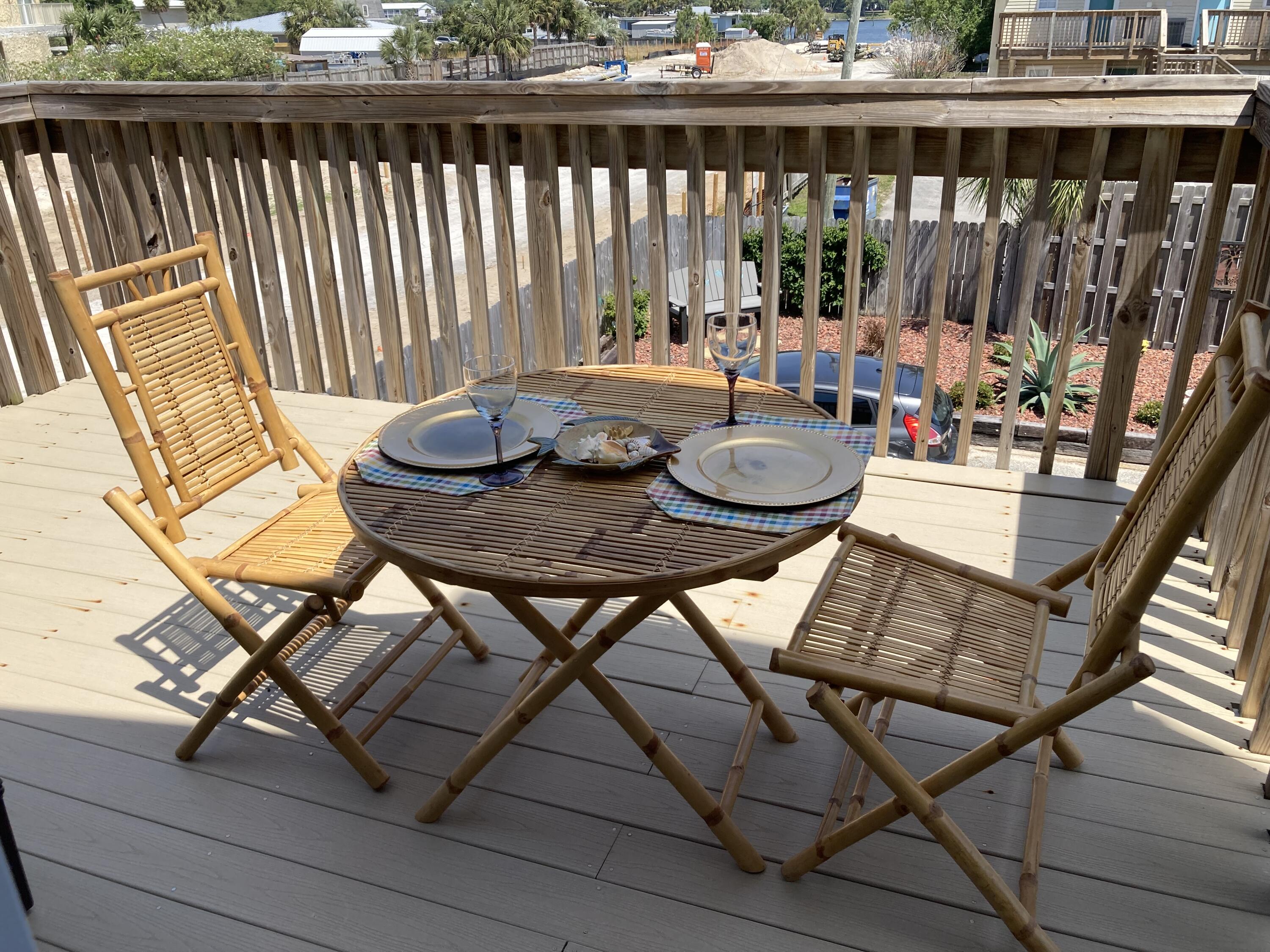 SANTA ROSA ISLAND BEG SW COR LOT 98 BLK 3 E37.41 FT N132.5 FT W37.41 FT 5132.5 FT TO BEG UNIT 8 - Residential