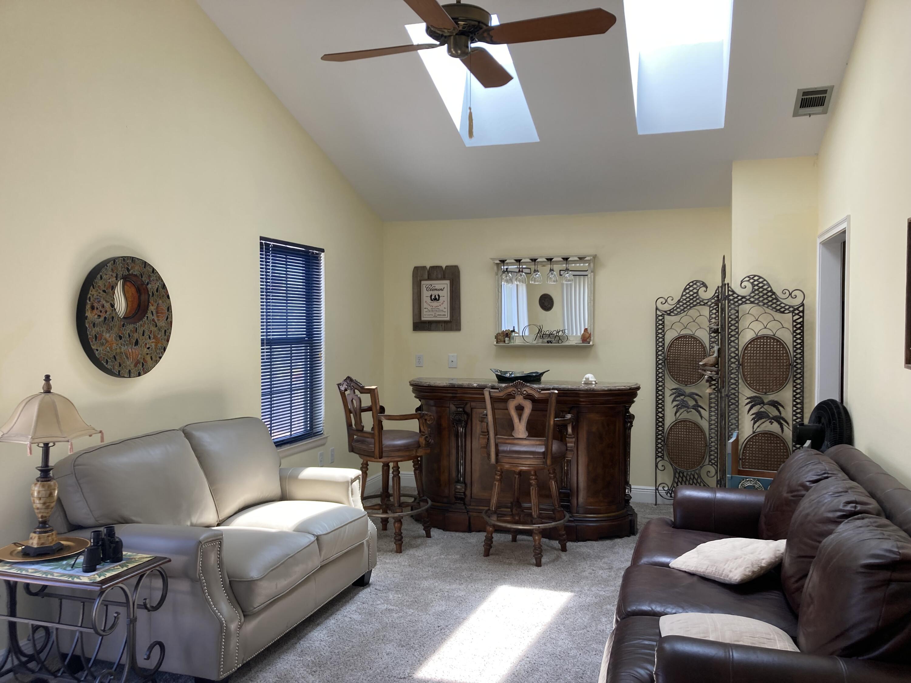 SANTA ROSA ISLAND BEG SW COR LOT 98 BLK 3 E37.41 FT N132.5 FT W37.41 FT 5132.5 FT TO BEG UNIT 8 - Residential