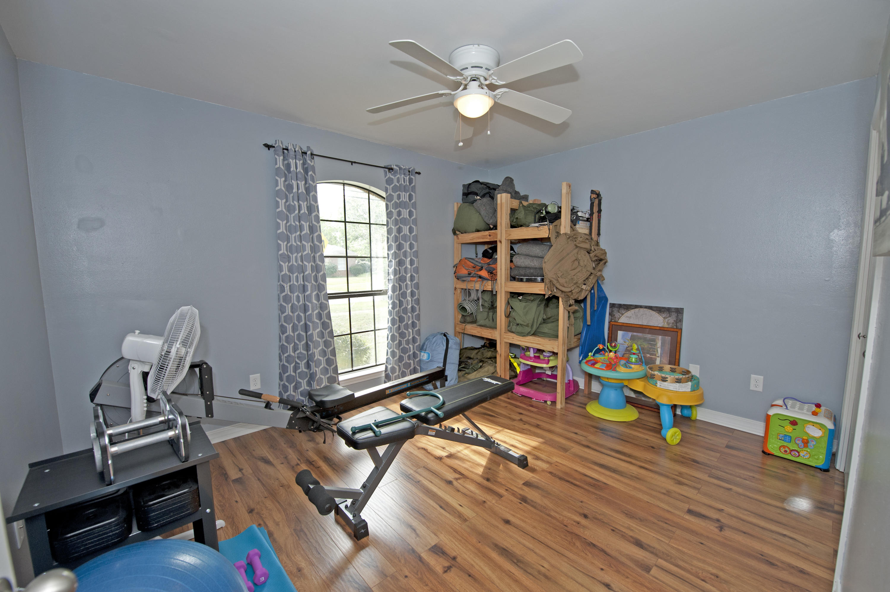 FOX DEN VILLAGES - Residential