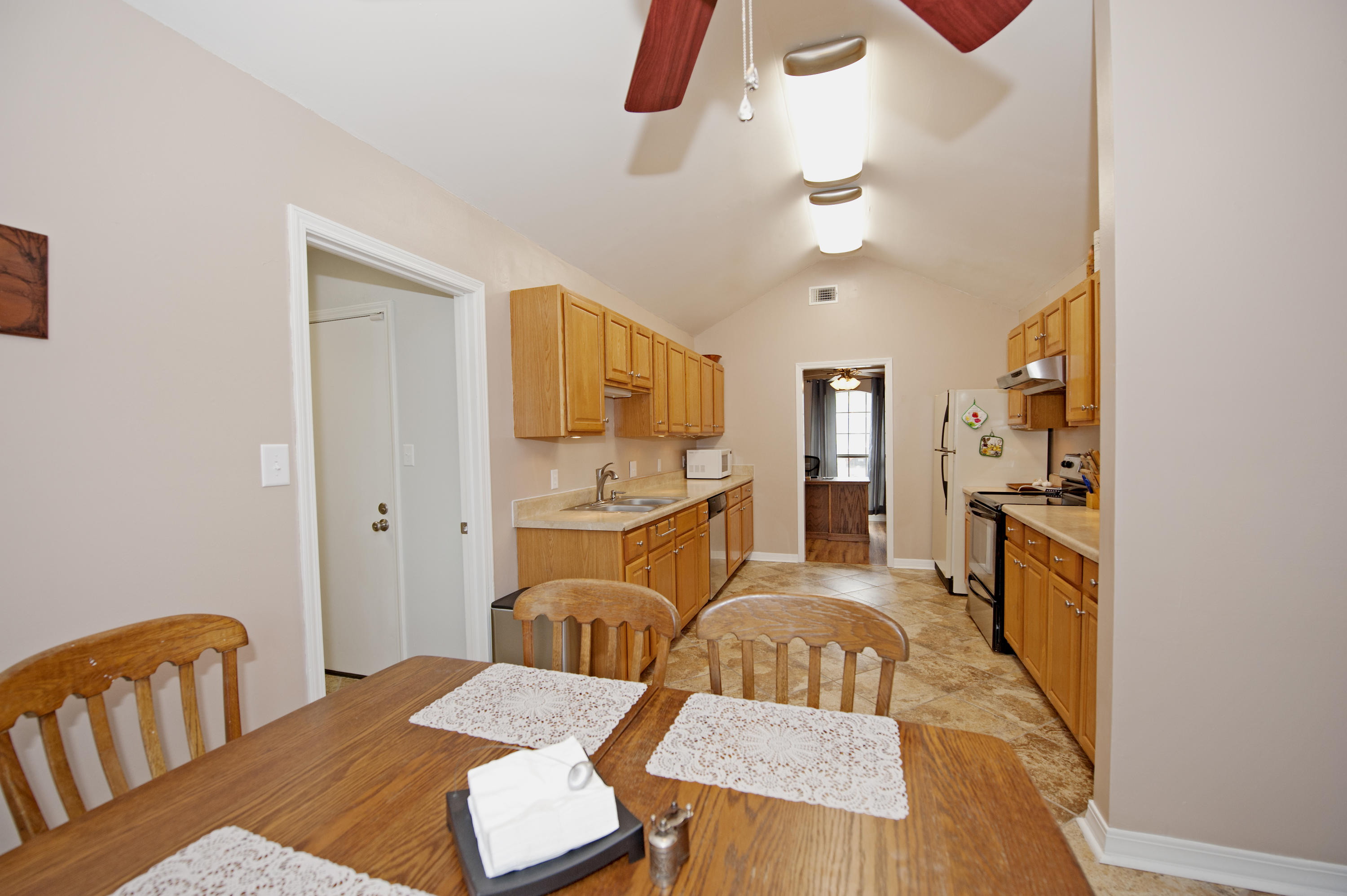 FOX DEN VILLAGES - Residential