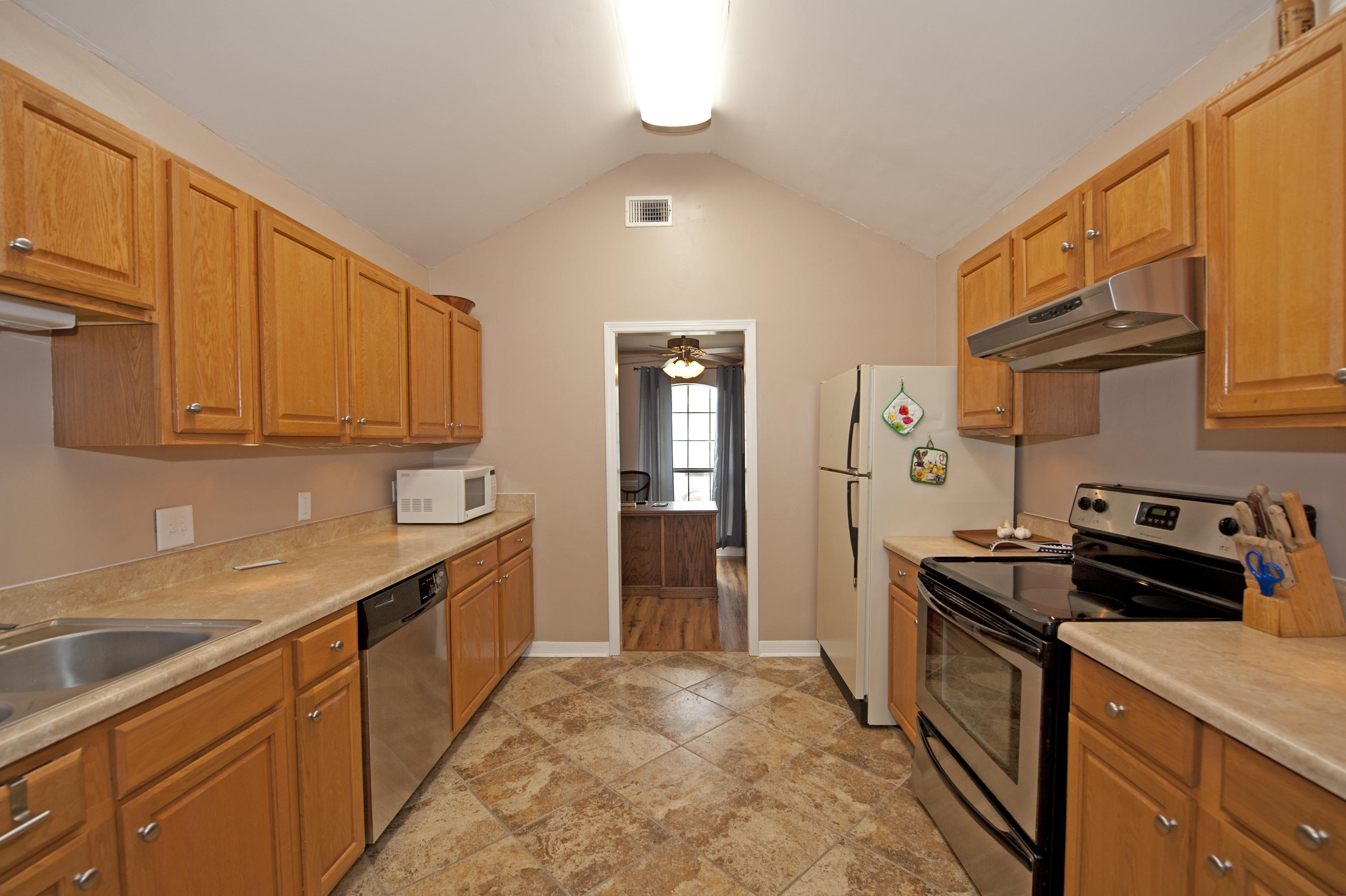 FOX DEN VILLAGES - Residential