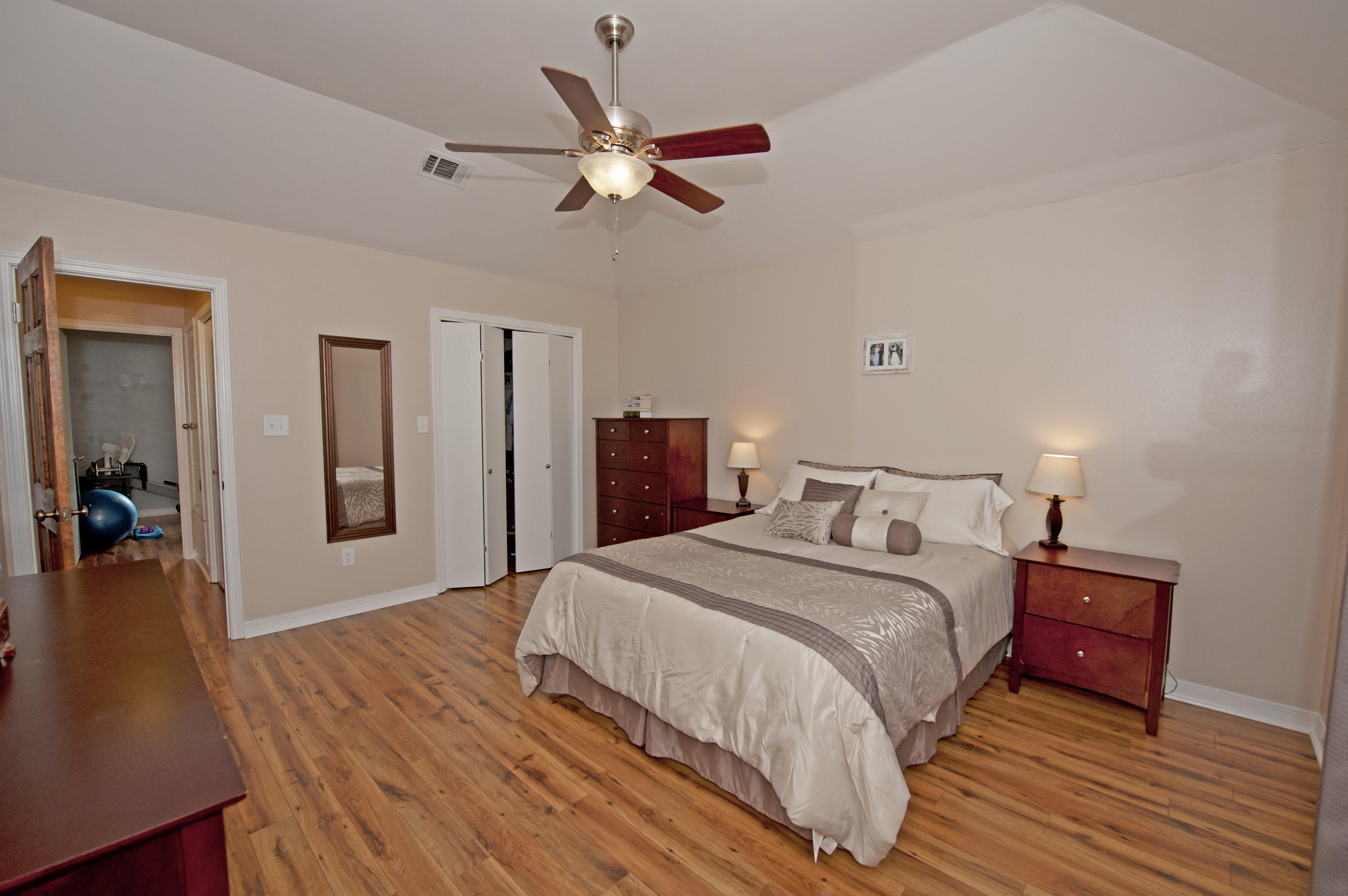 FOX DEN VILLAGES - Residential