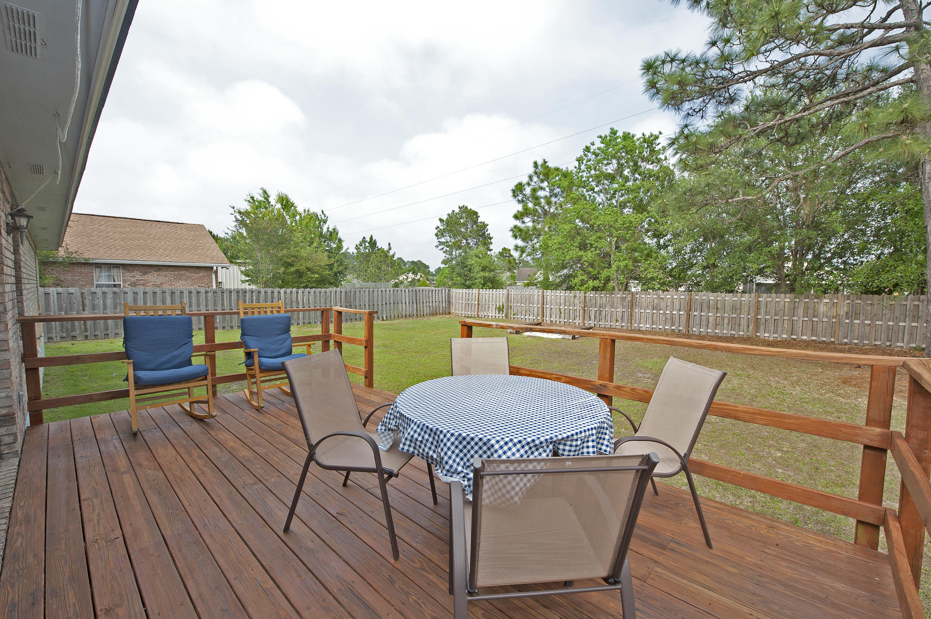 FOX DEN VILLAGES - Residential