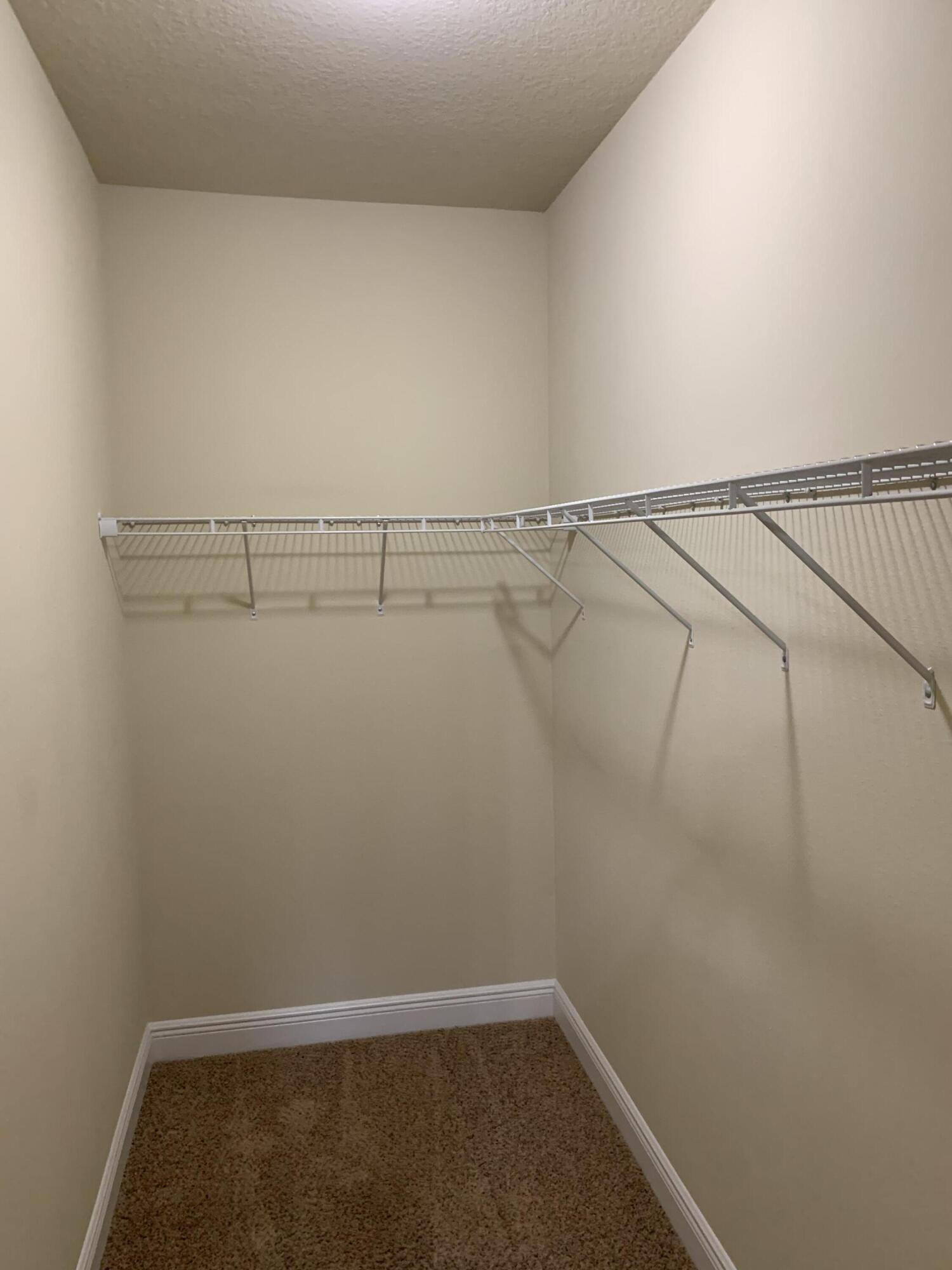 DRIFTWOOD ESTATES - Residential Lease