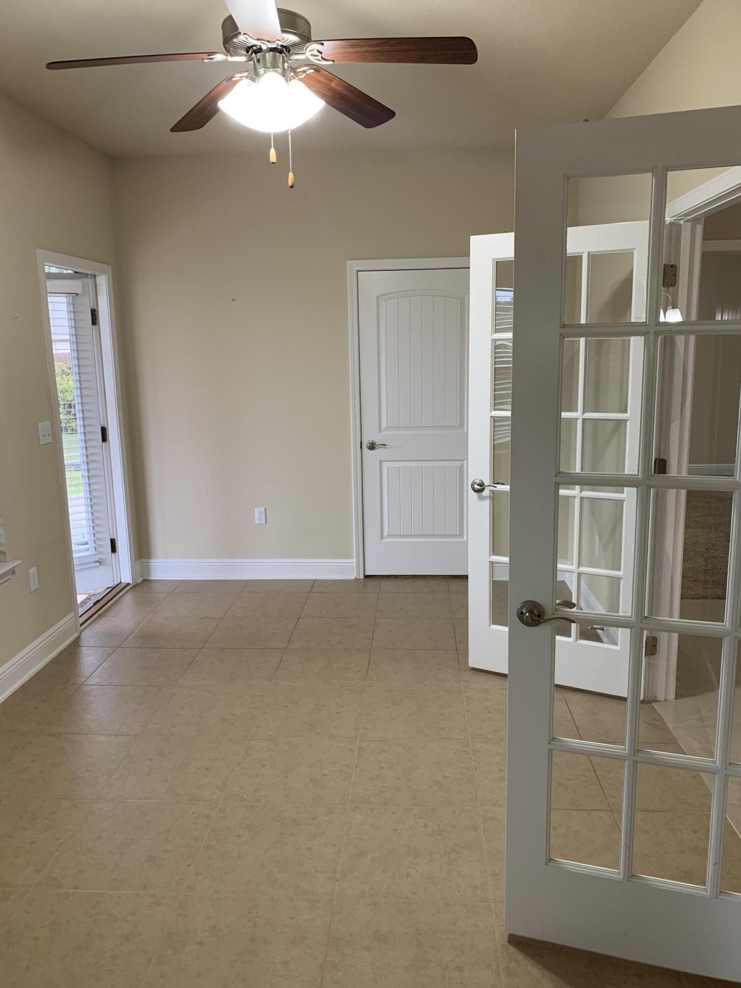 DRIFTWOOD ESTATES - Residential Lease