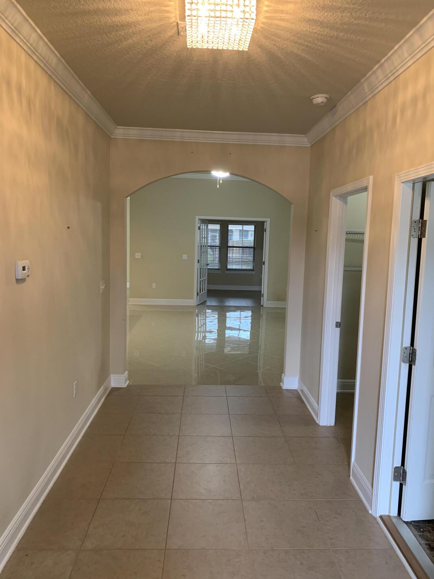 DRIFTWOOD ESTATES - Residential Lease
