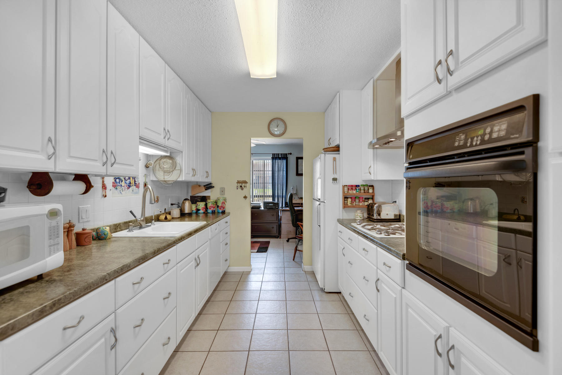 SEA HILLS 3RD - Residential