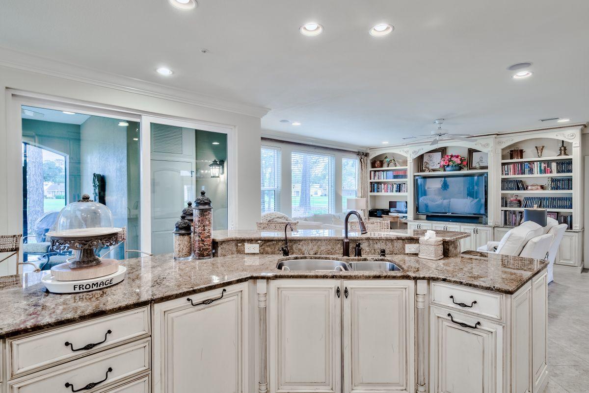 Turnberry Villas - Residential