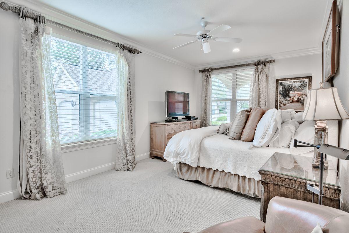 Turnberry Villas - Residential