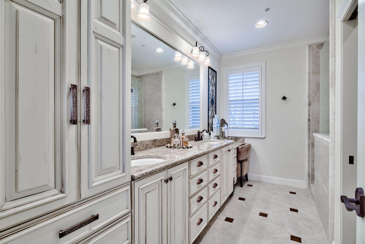 Turnberry Villas - Residential