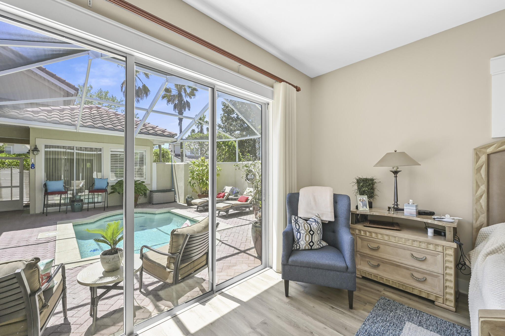 REGATTA BAY - Residential