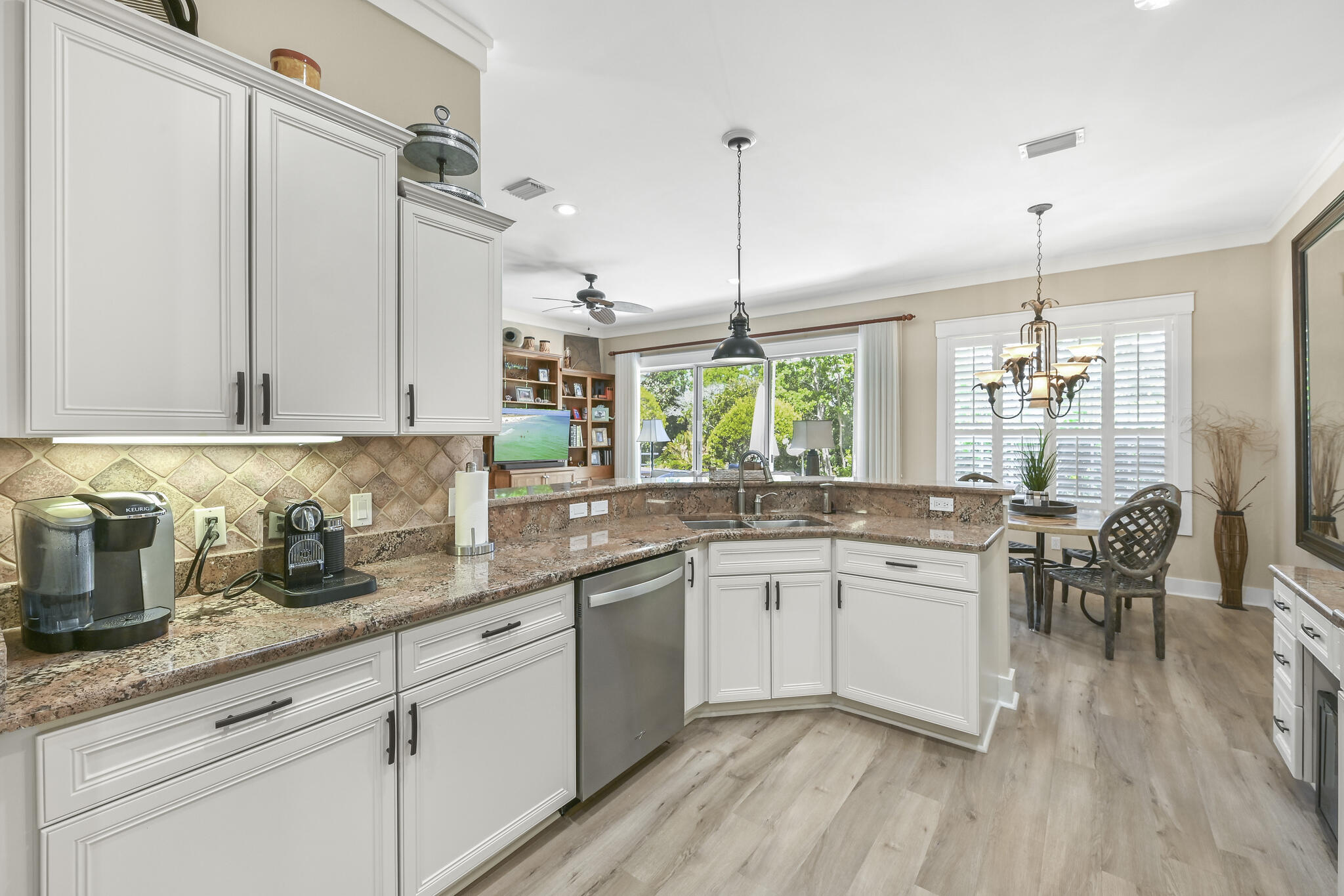 REGATTA BAY - Residential