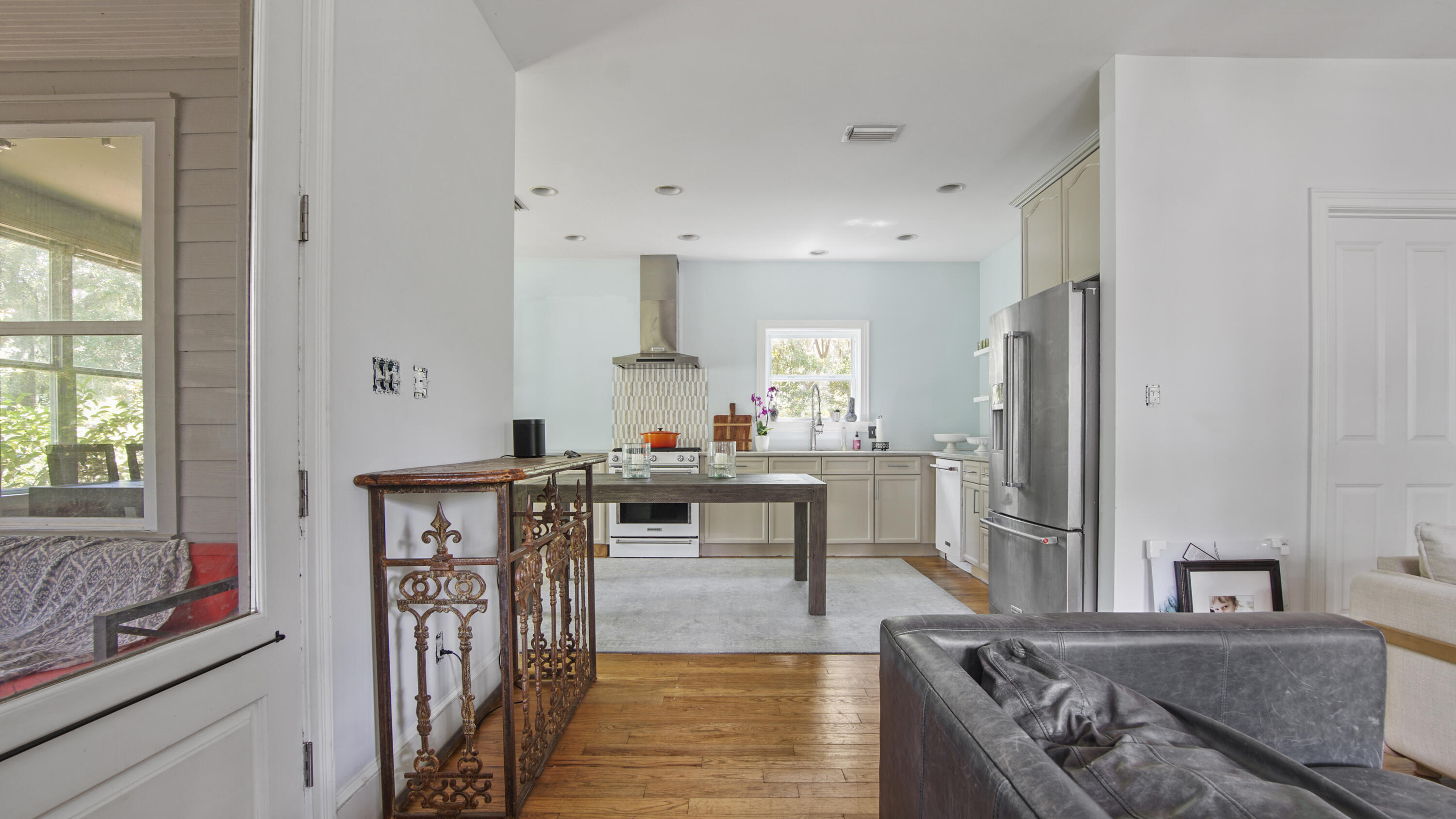 NO RECORDED SUBDIVISION - Residential