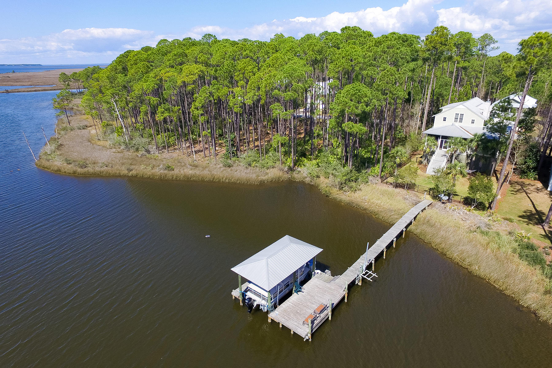 CESSNA LANDING - Residential