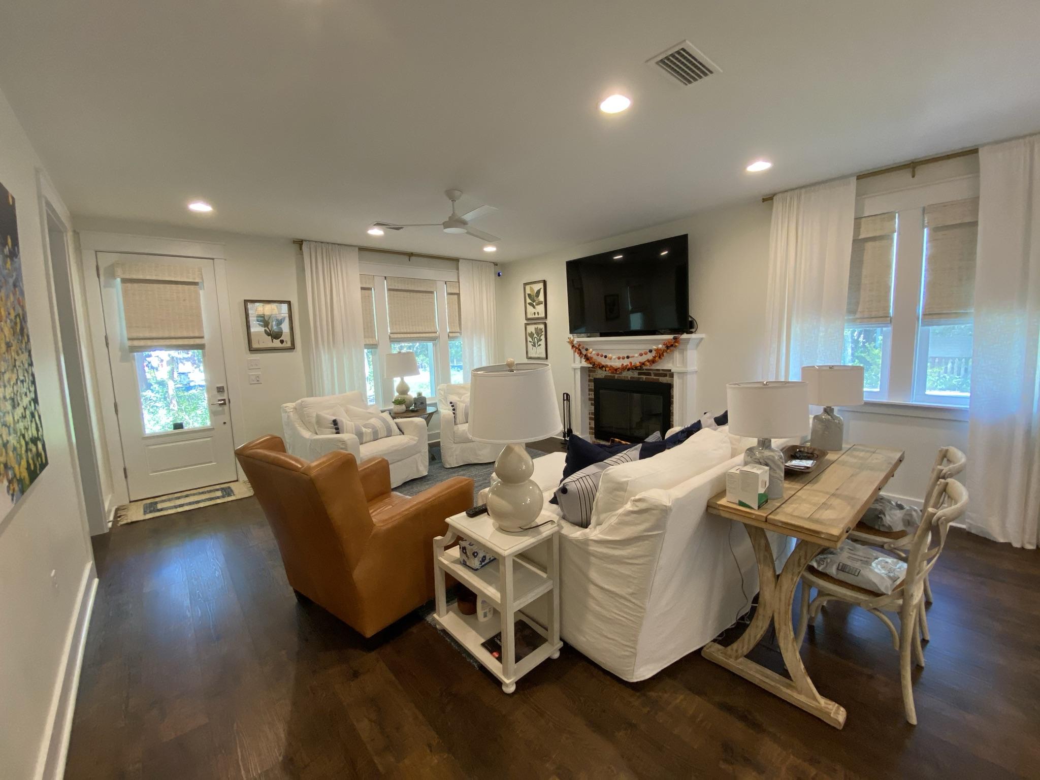 FISCHERS LANDING - Residential