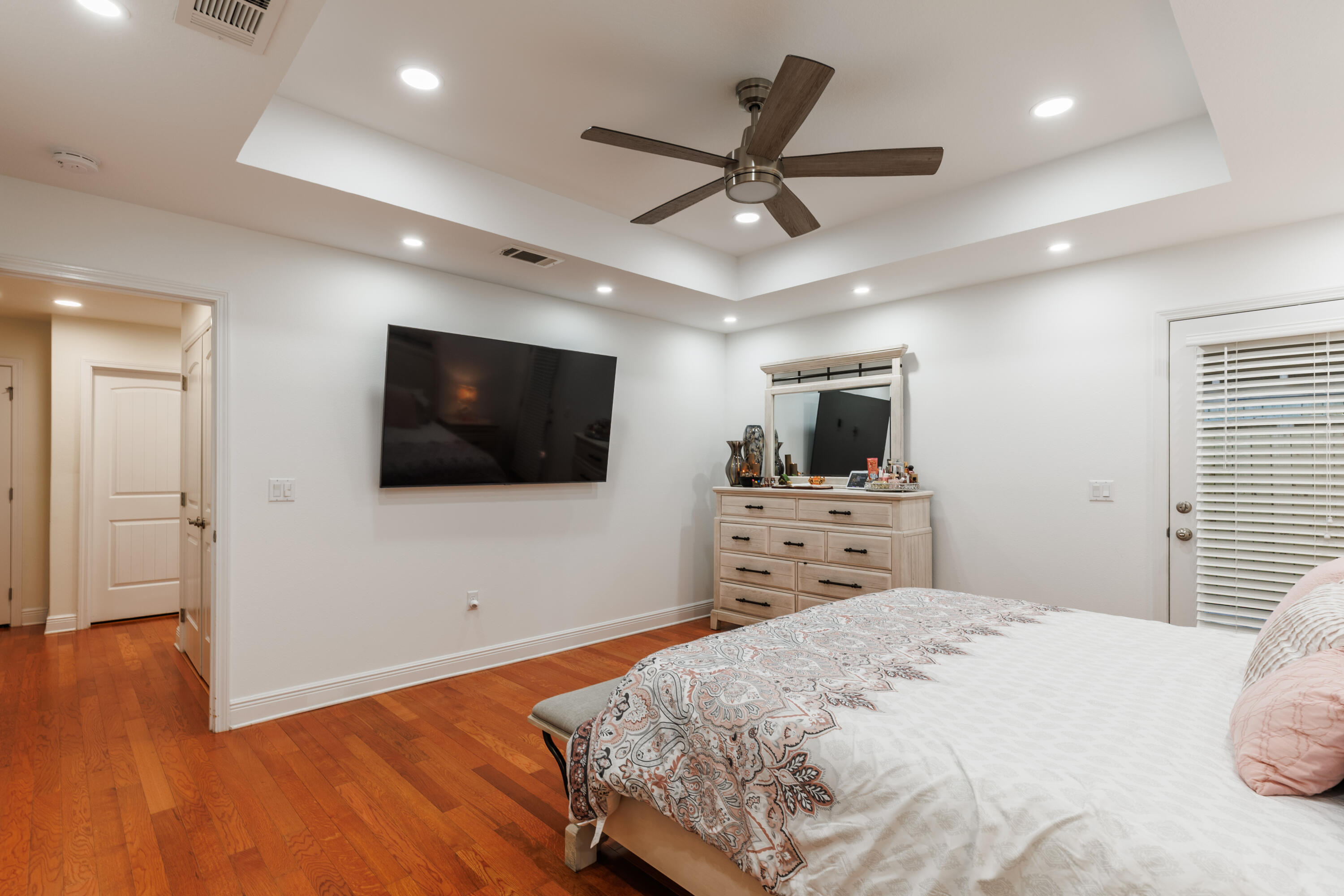 EAGLE BAY - Residential