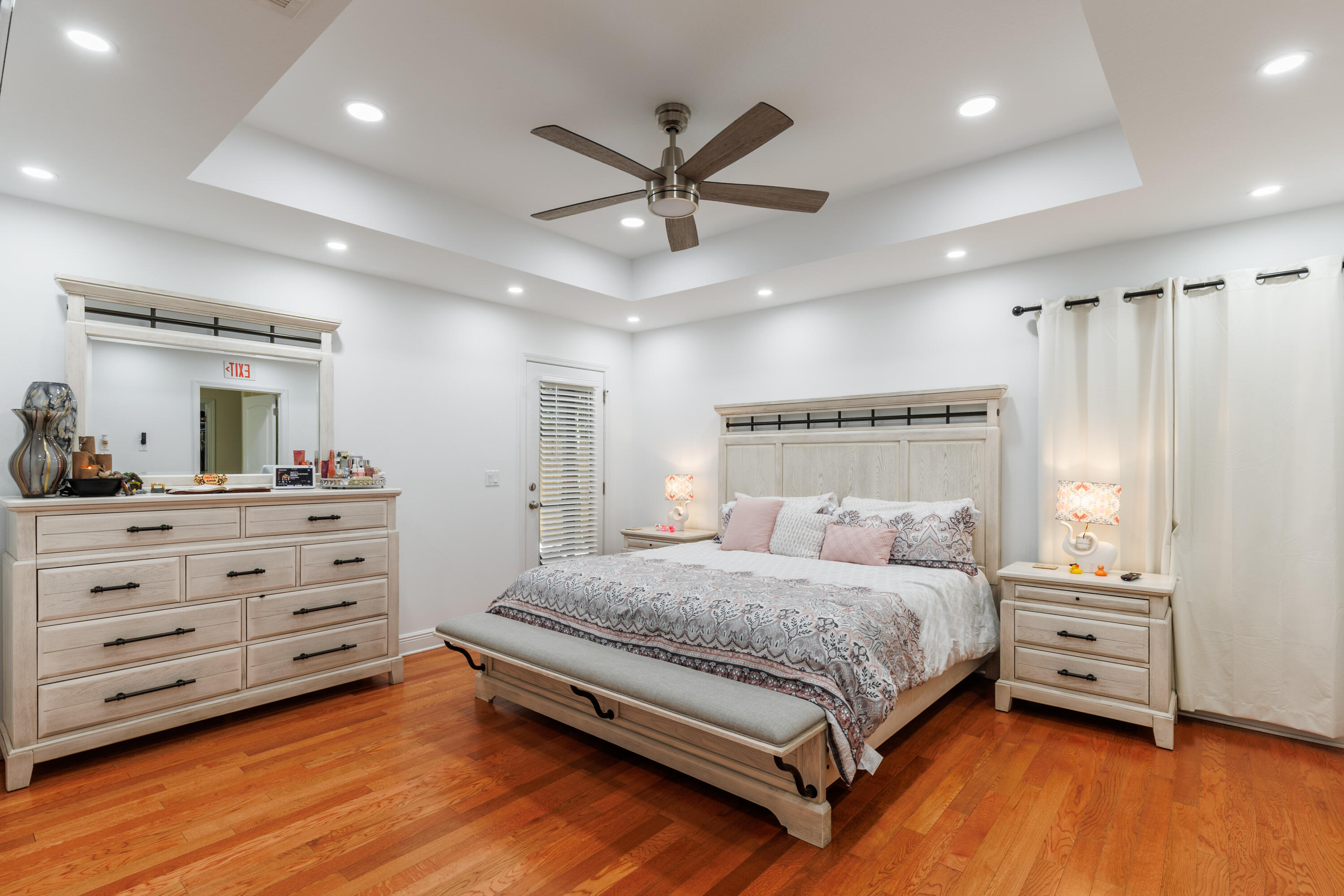 EAGLE BAY - Residential