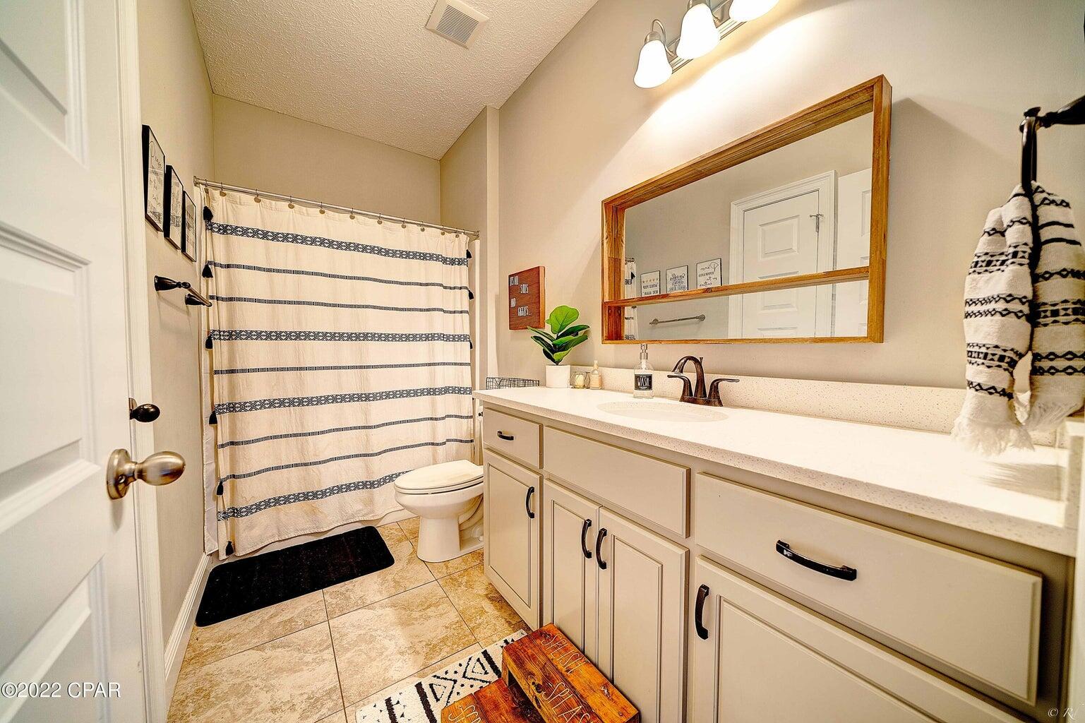 NO RECORDED SUBDIVISION - Residential Lease