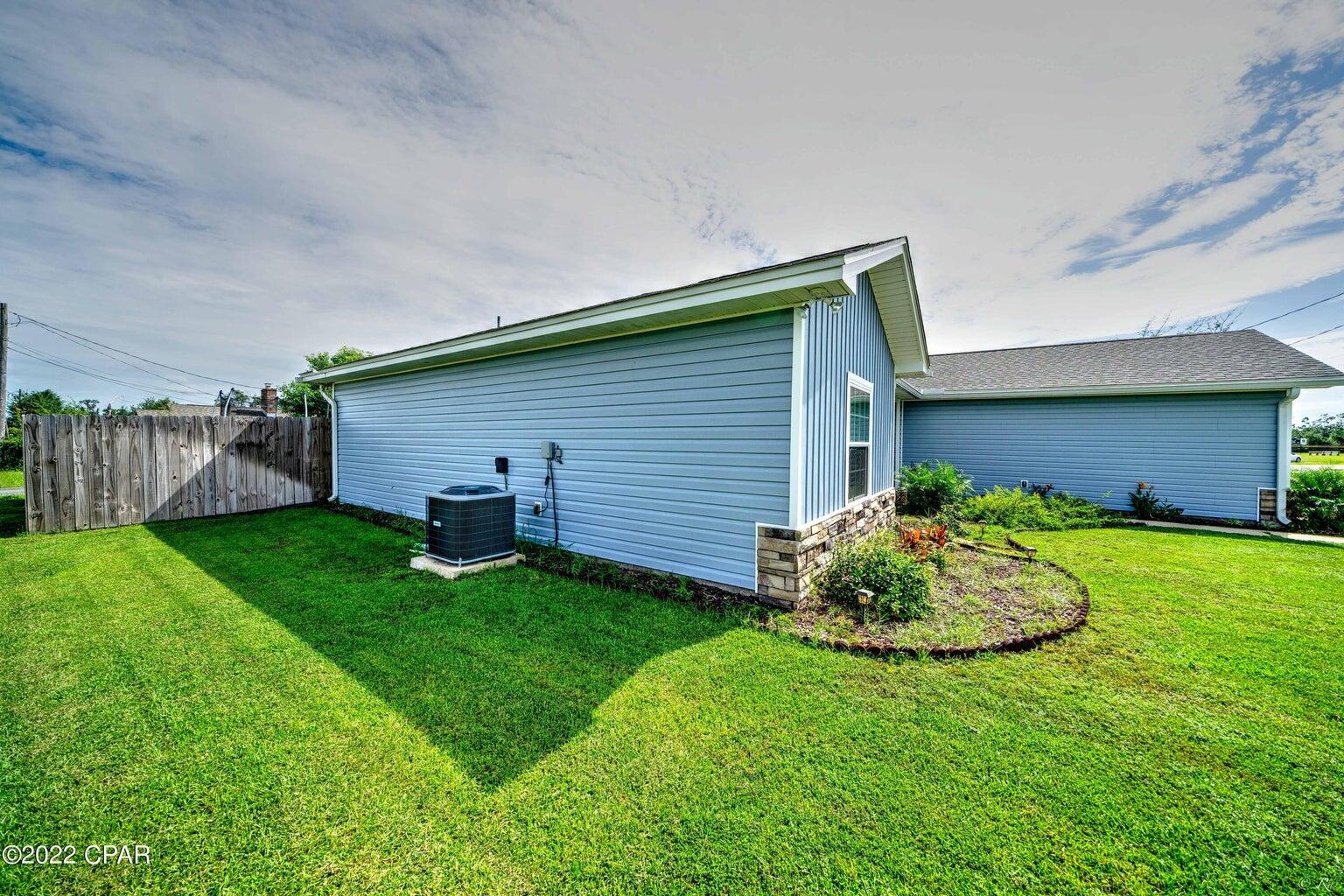 NO RECORDED SUBDIVISION - Residential Lease