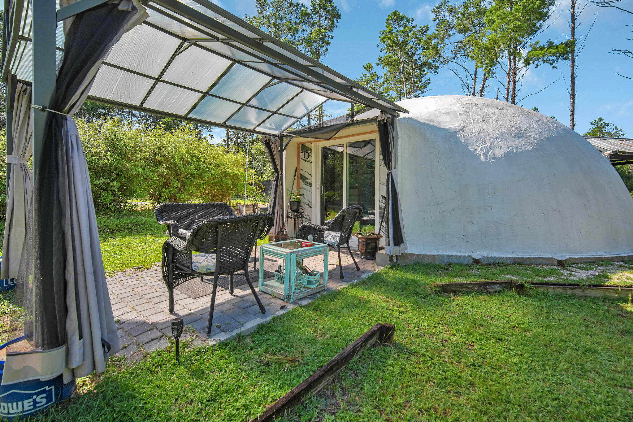 NO RECORDED SUBDIVISION - Residential