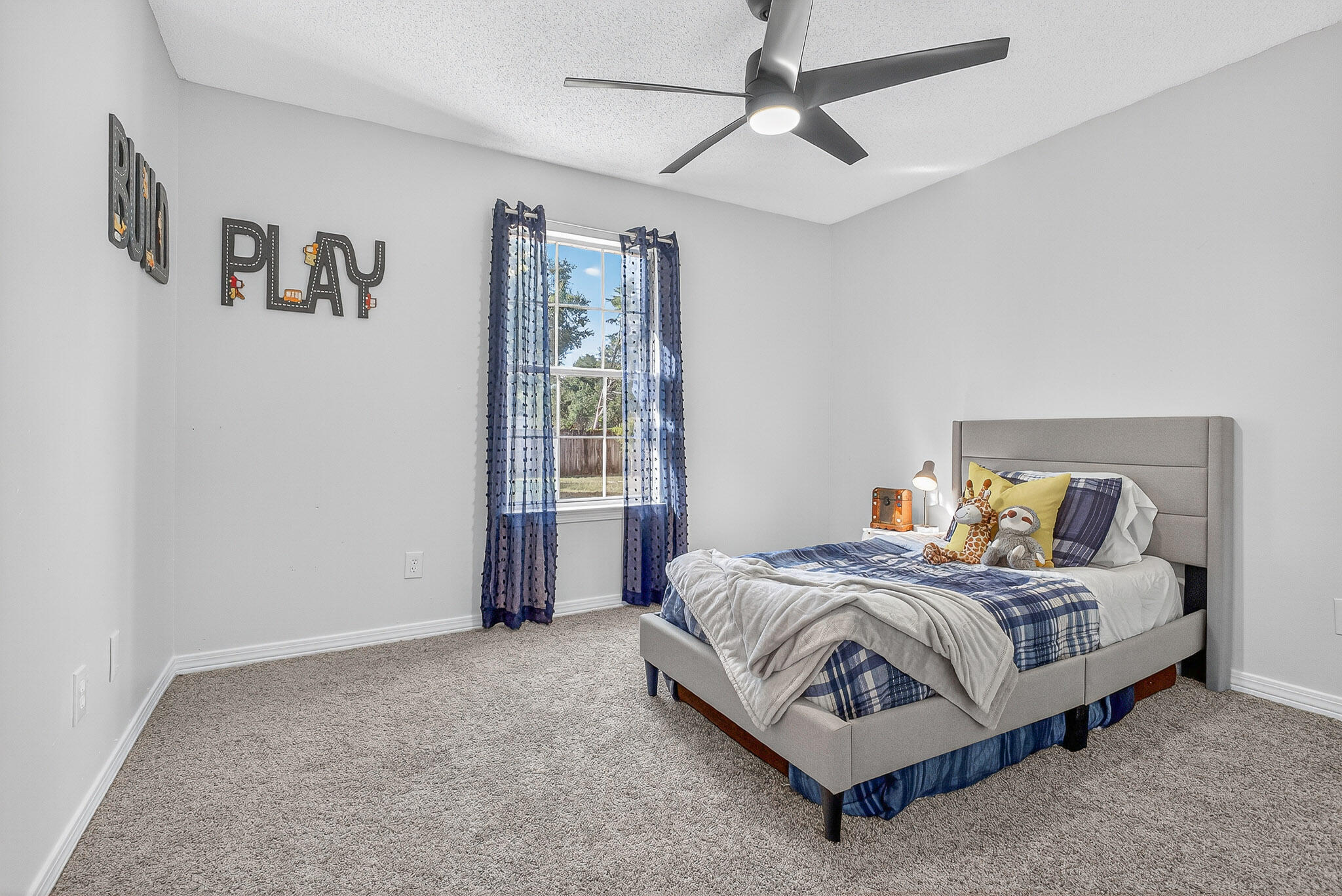 MOSSY OAKS - Residential