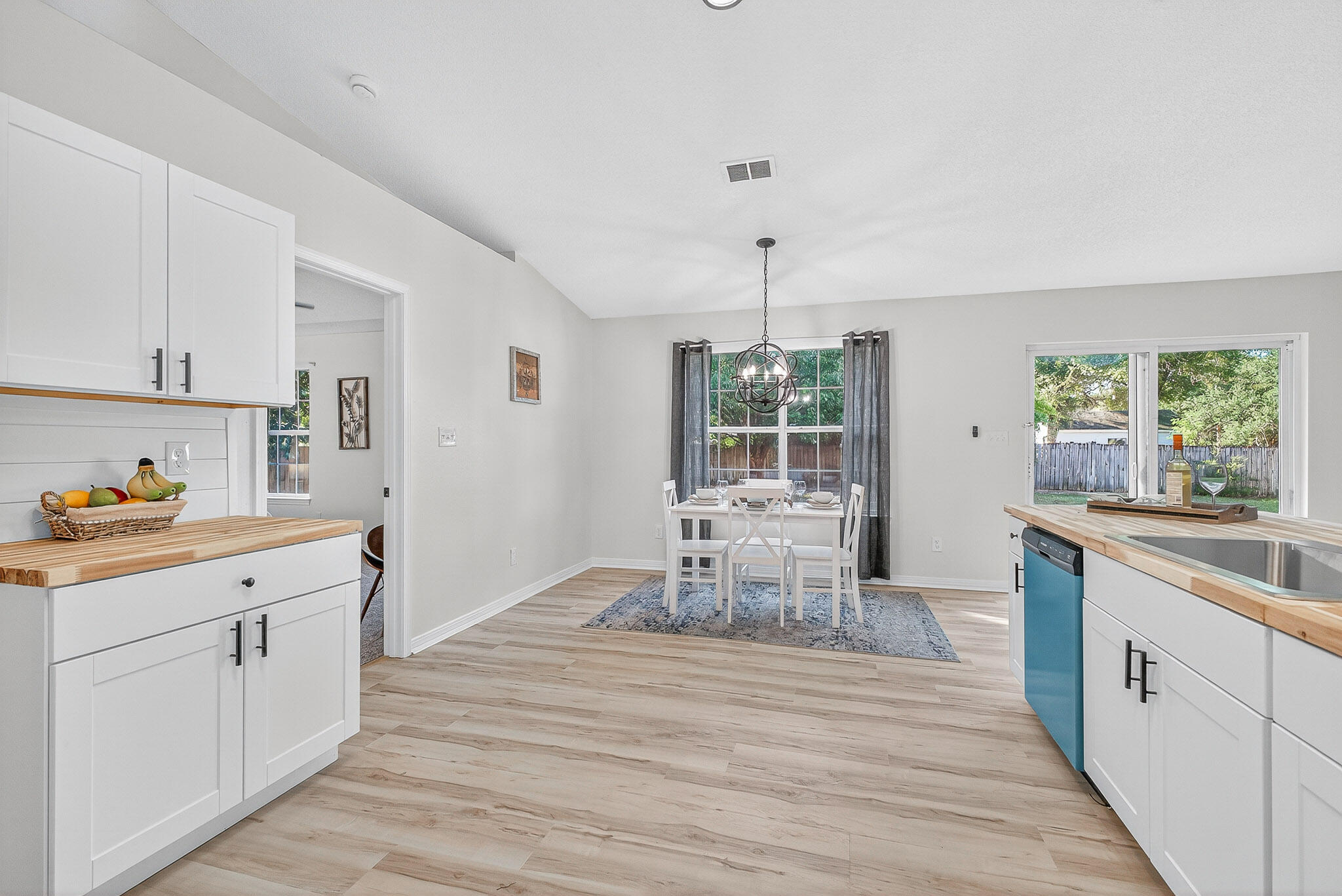MOSSY OAKS - Residential