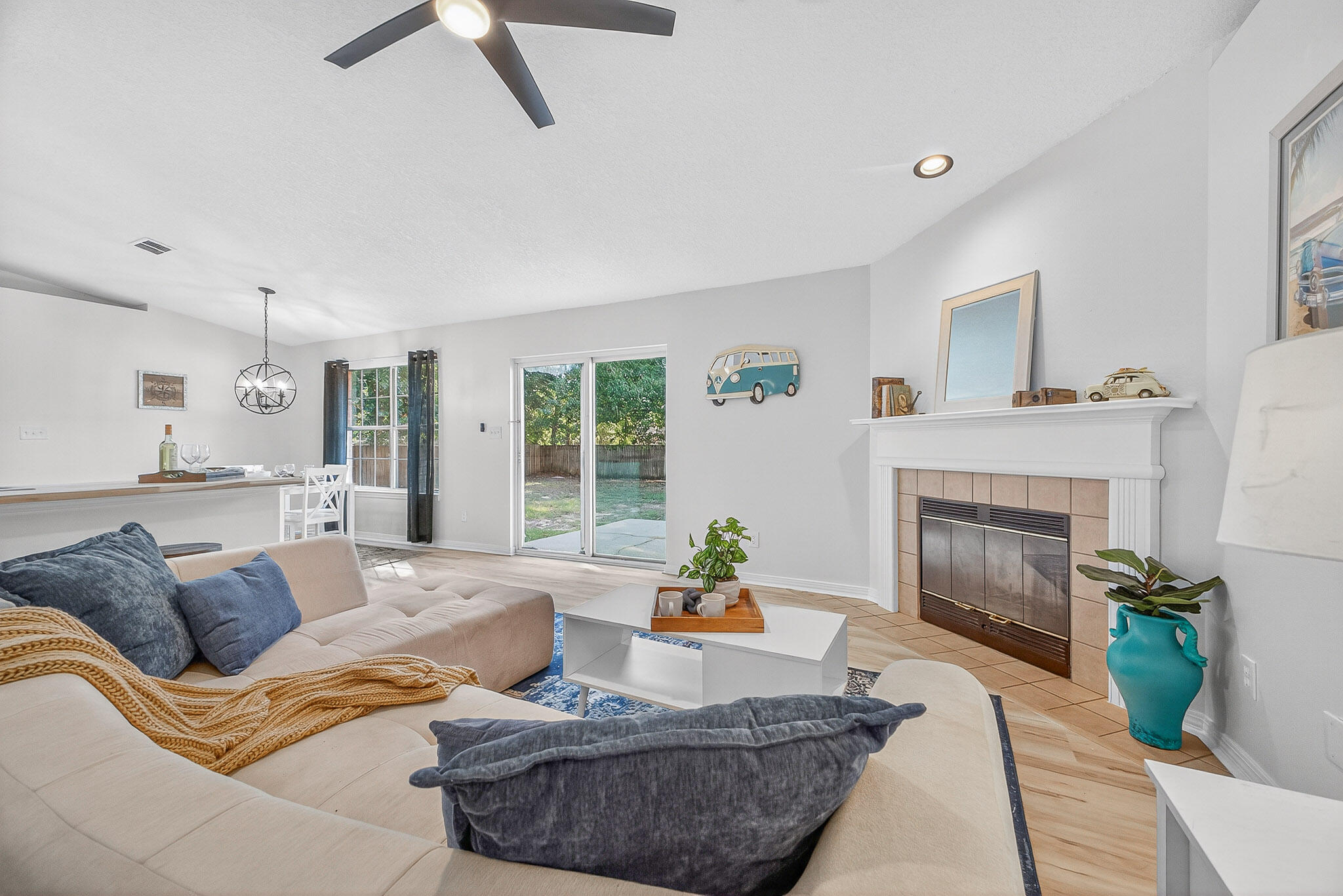 MOSSY OAKS - Residential
