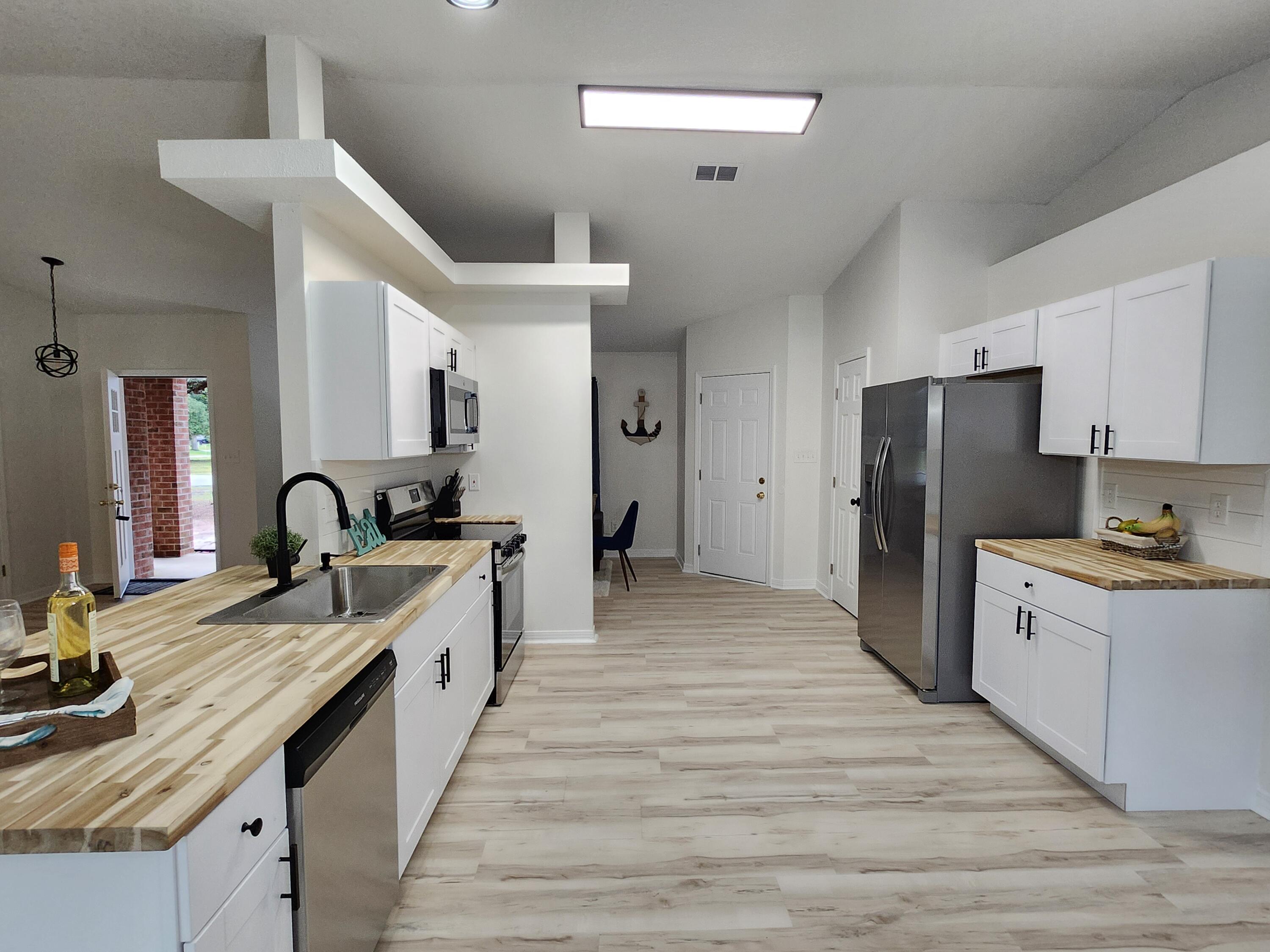 MOSSY OAKS - Residential