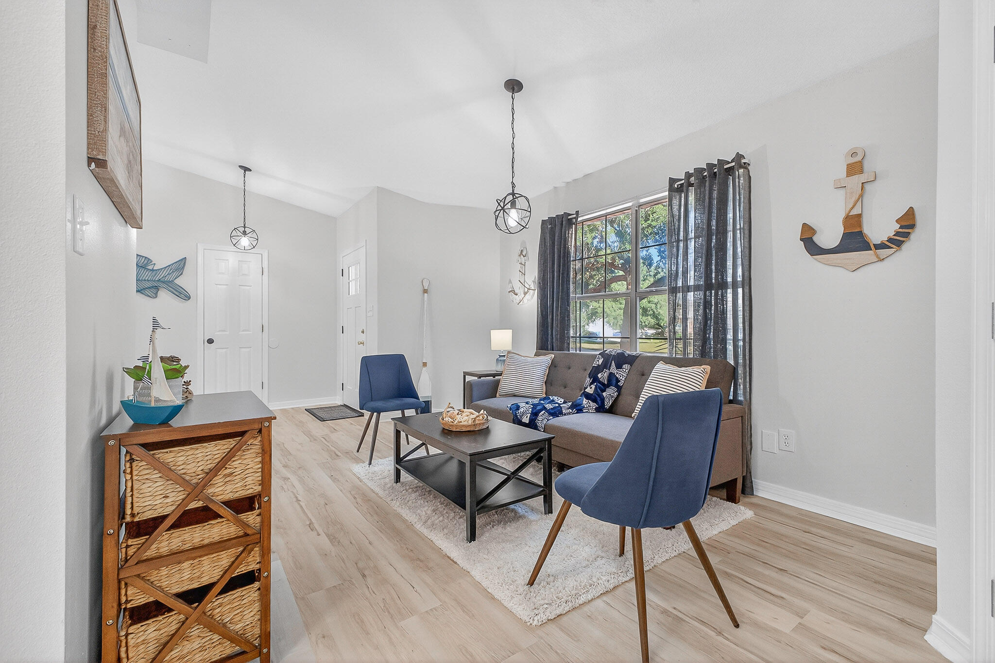 MOSSY OAKS - Residential