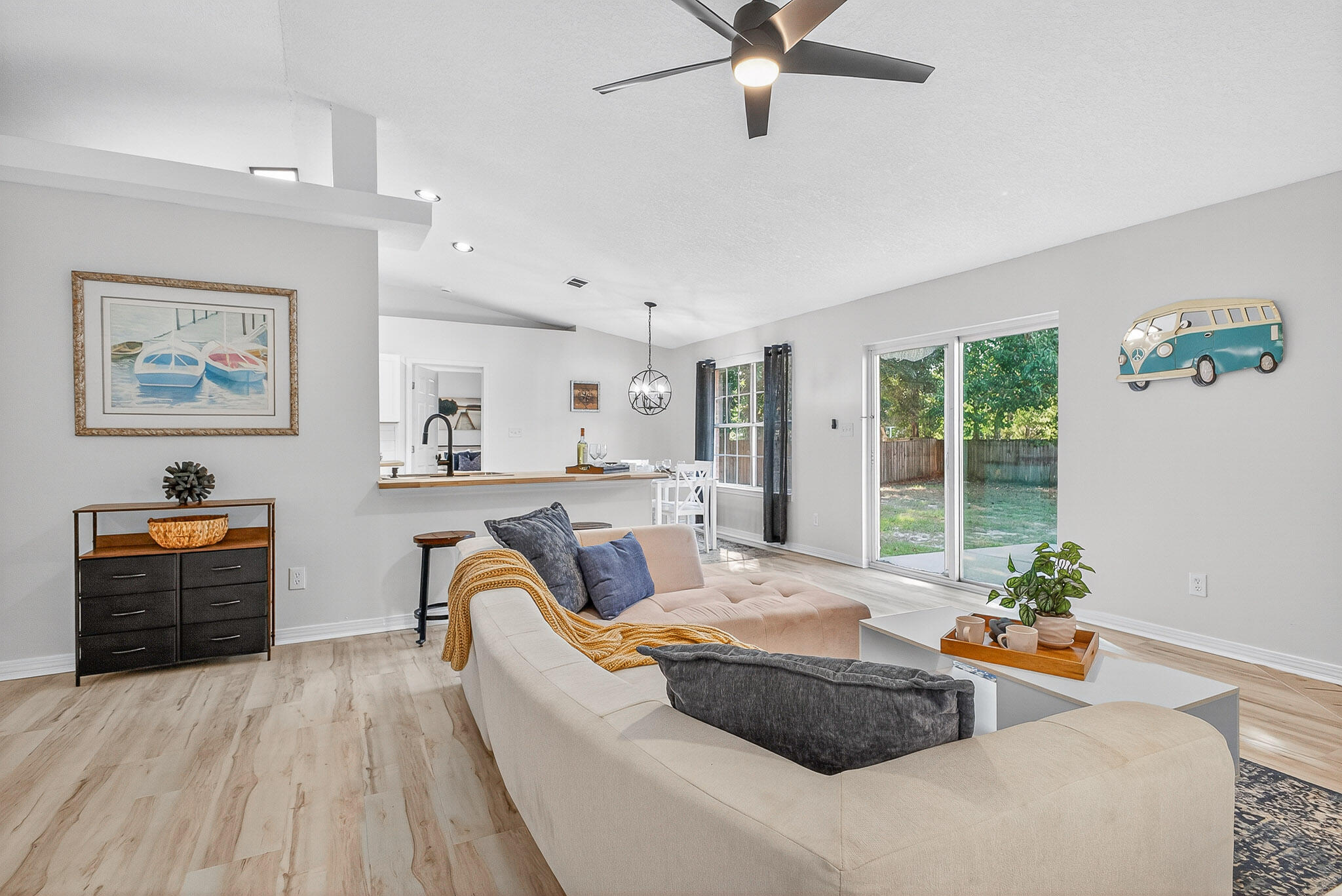 MOSSY OAKS - Residential