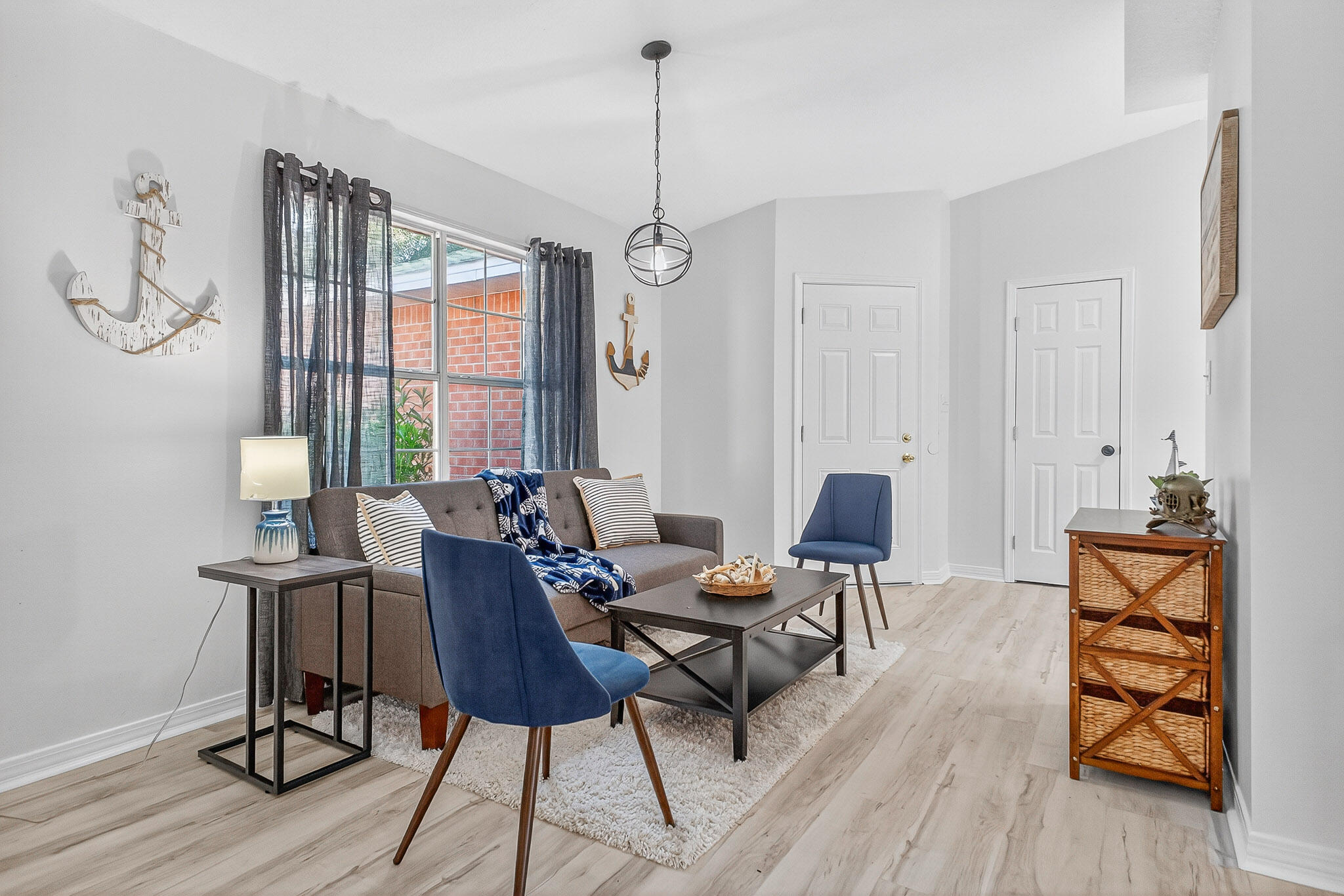 MOSSY OAKS - Residential