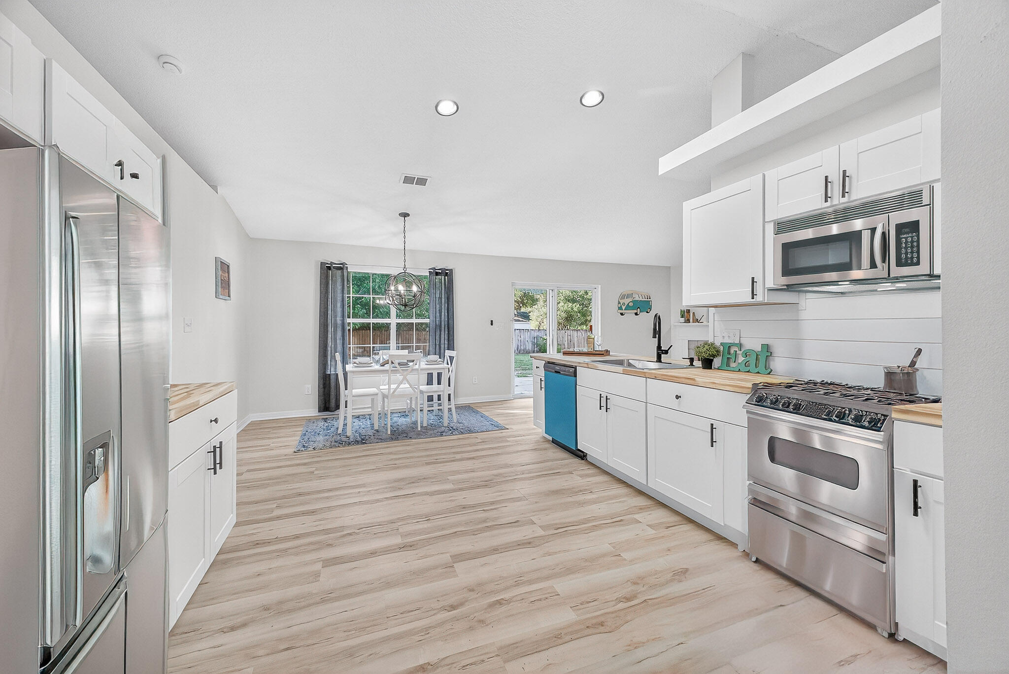MOSSY OAKS - Residential