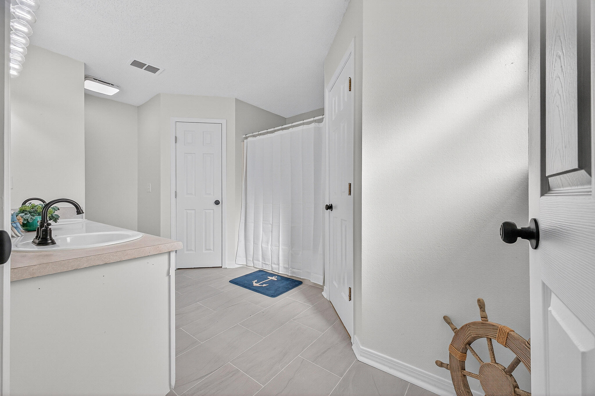 MOSSY OAKS - Residential