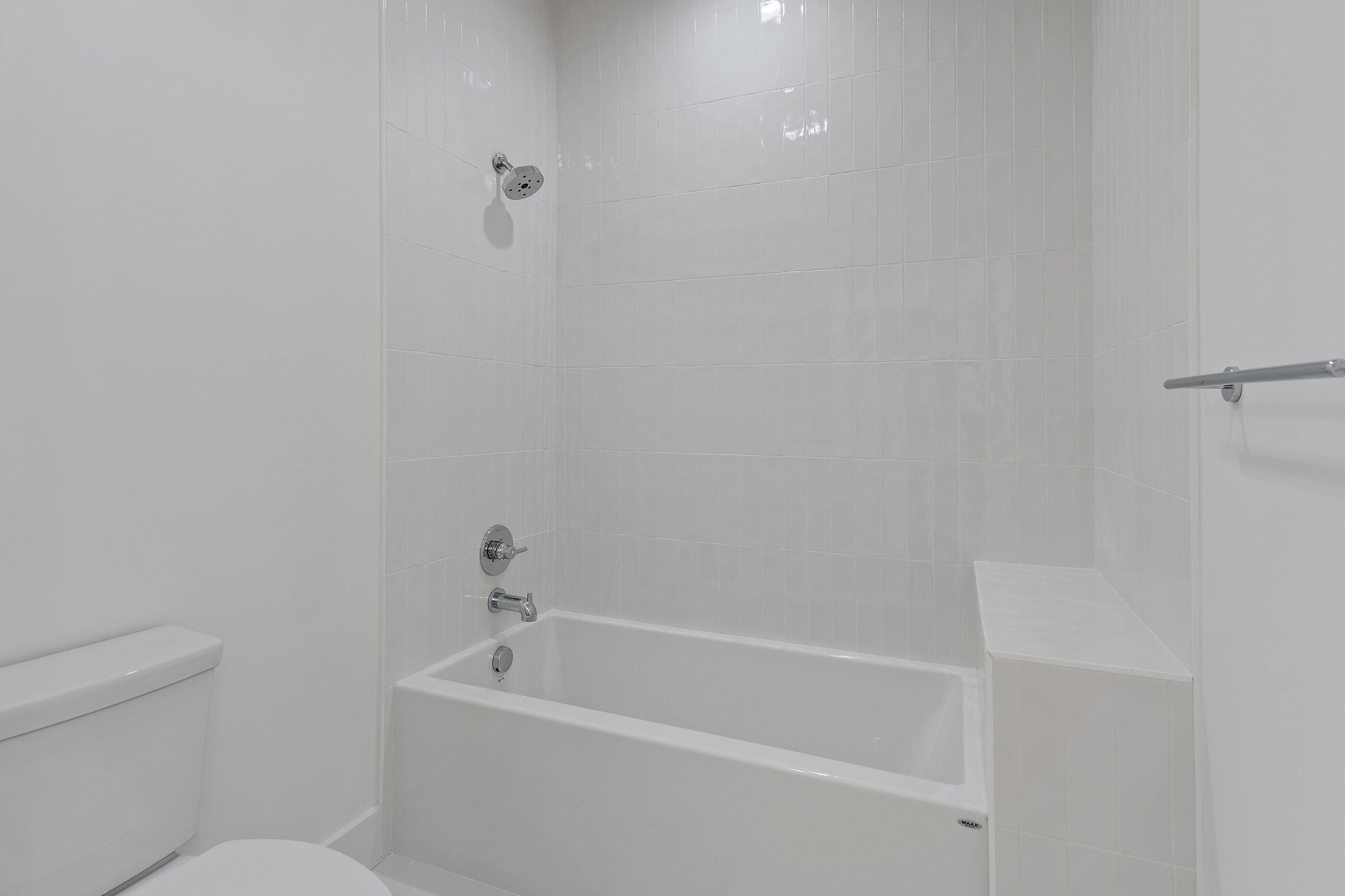 MAGNOLIA BAY - Residential