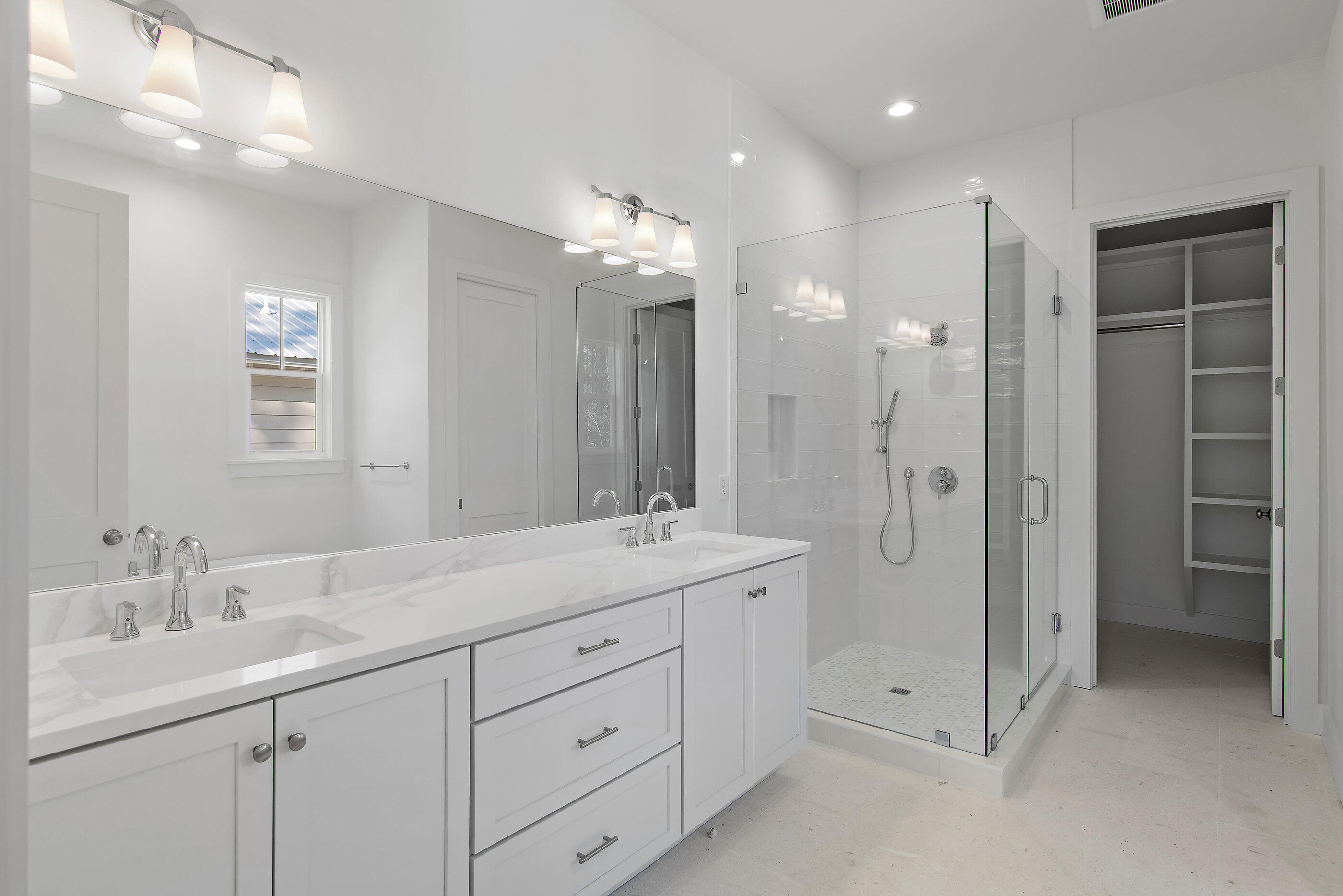 MAGNOLIA BAY - Residential