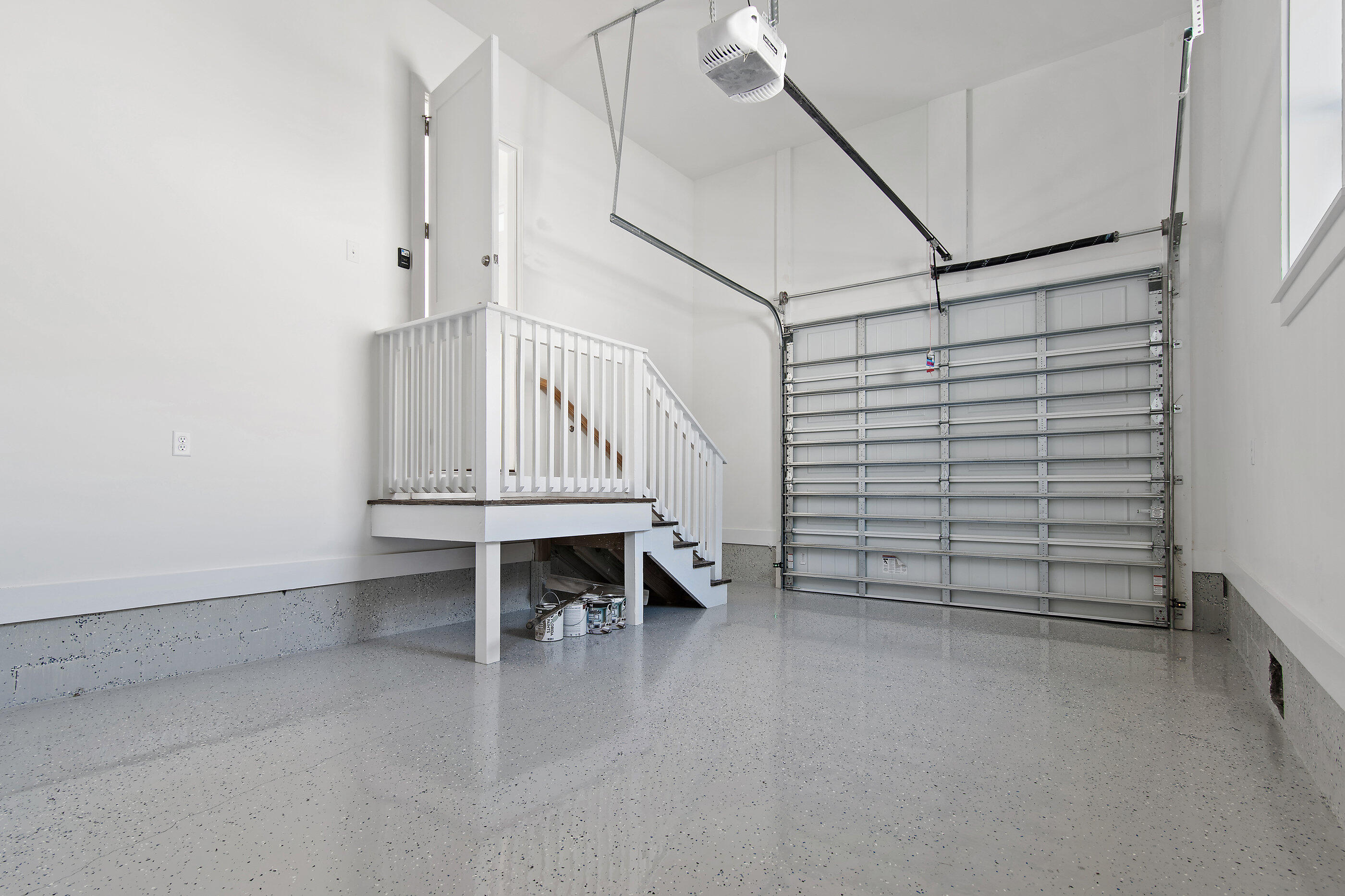 MAGNOLIA BAY - Residential