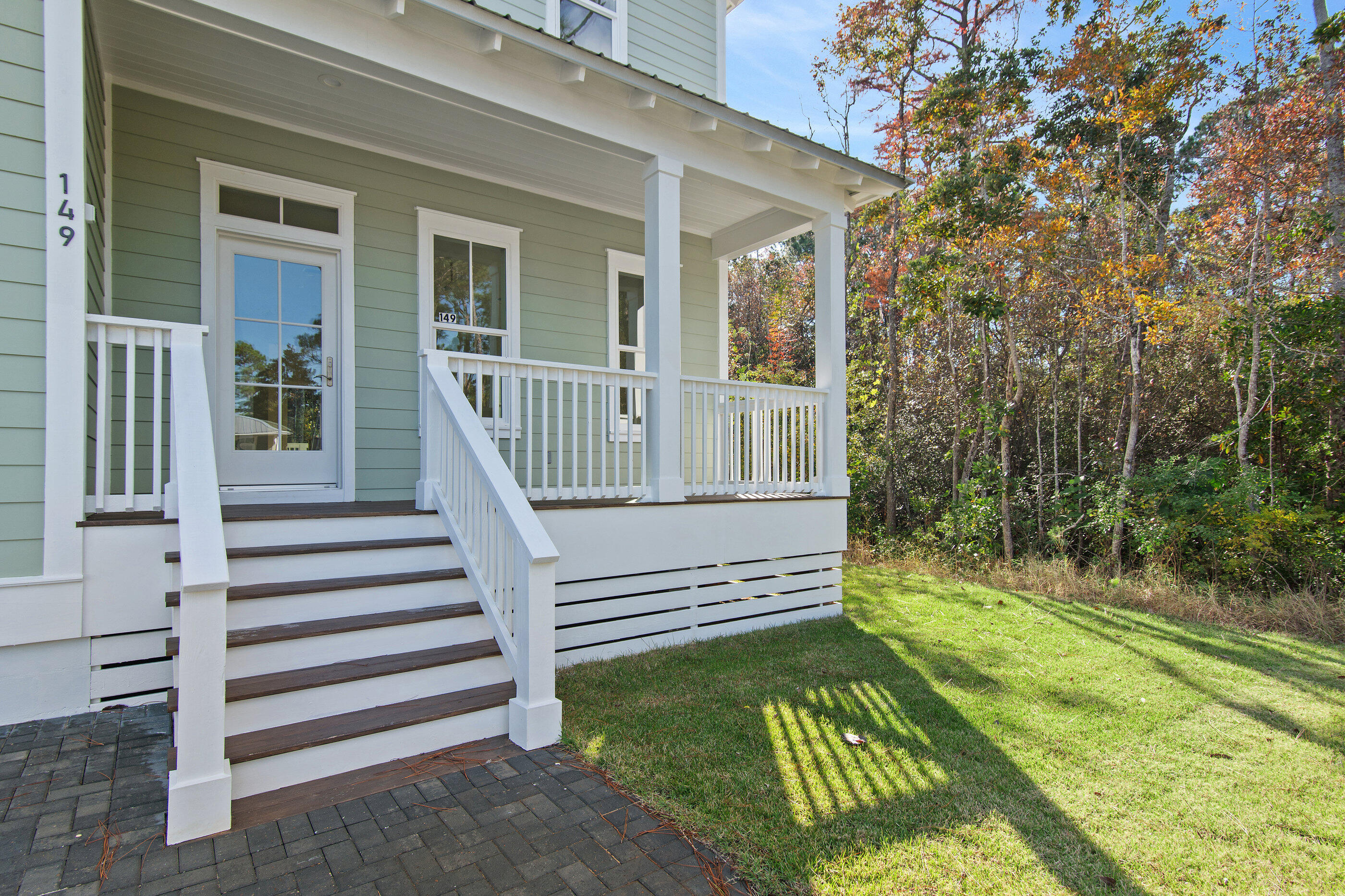 MAGNOLIA BAY - Residential