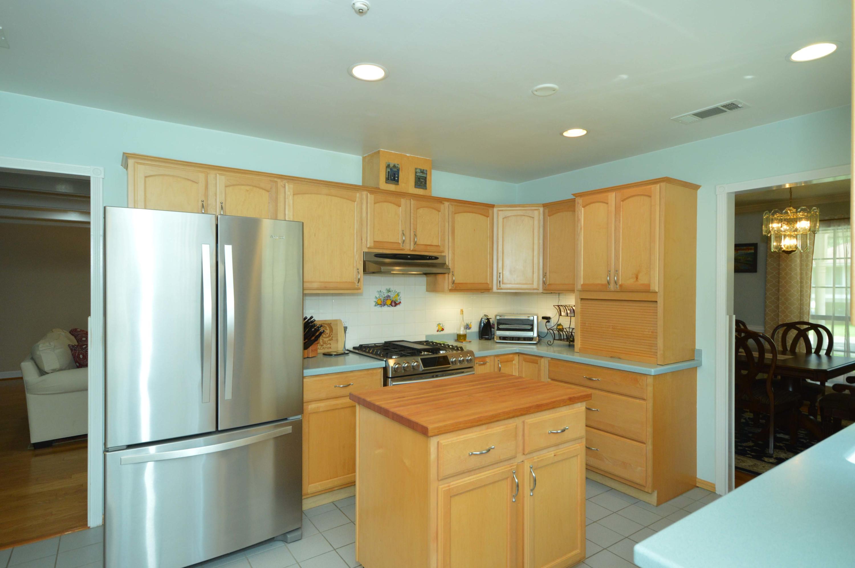 TWIN LAKES ESTATES - Residential