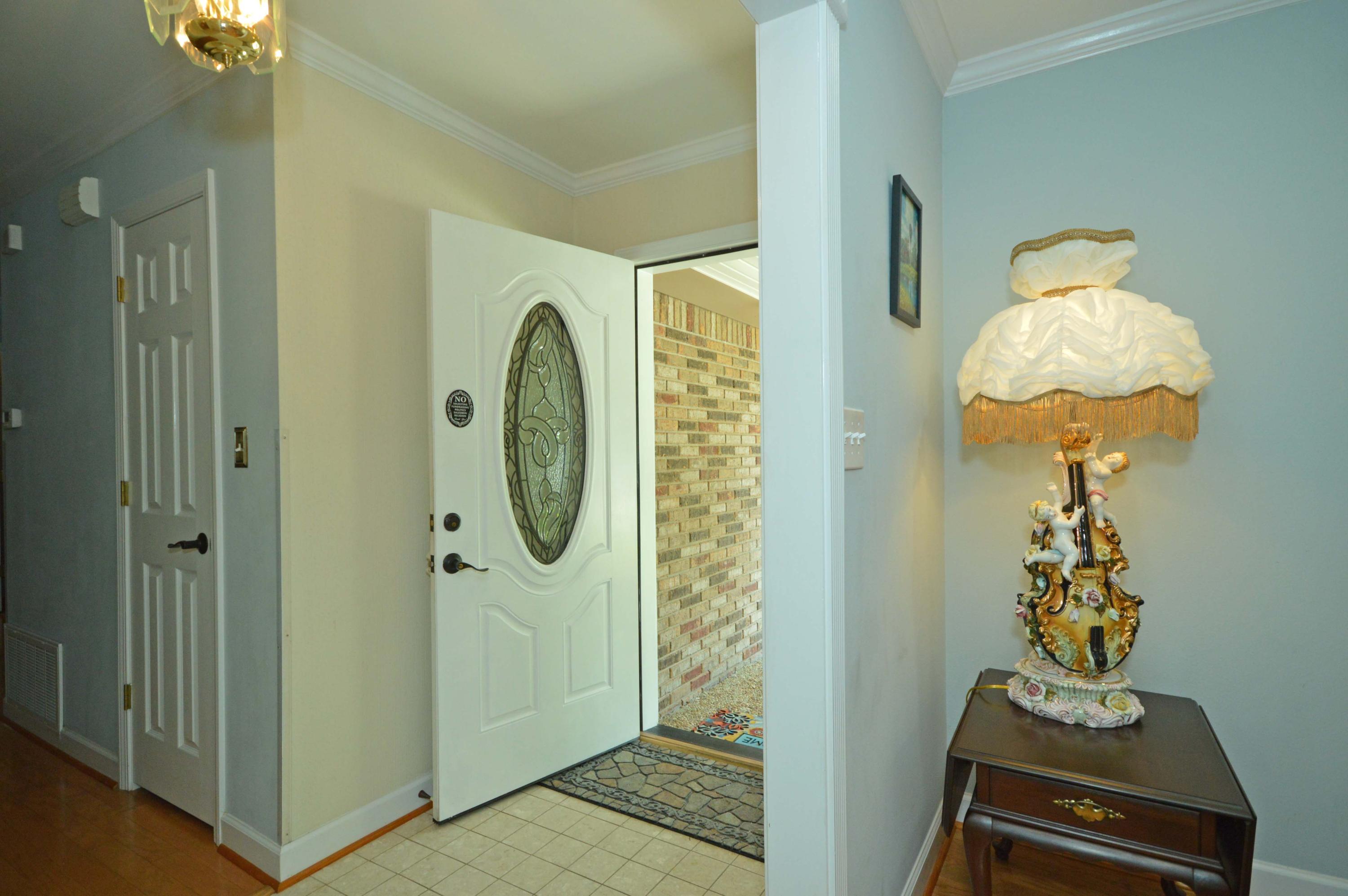 TWIN LAKES ESTATES - Residential