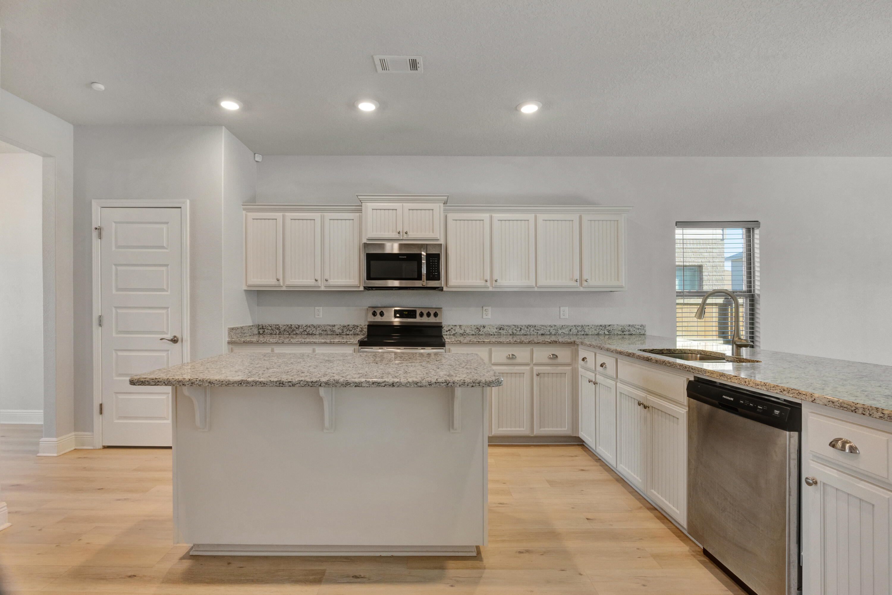 RIDGEWAY LANDING - Residential